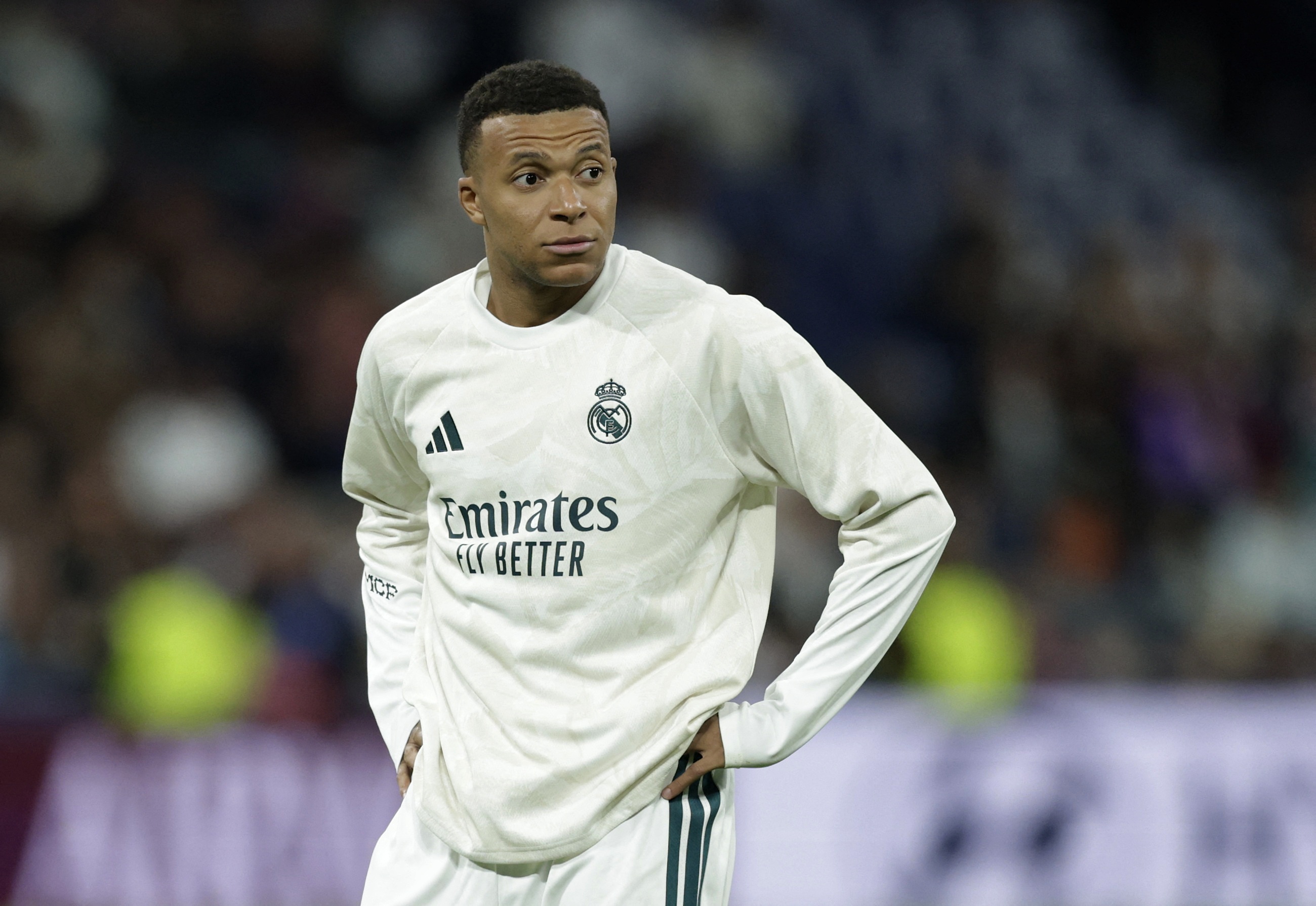 Mbappe bị phản ứng vì vận động Quả bóng Vàng quá lộ liễu