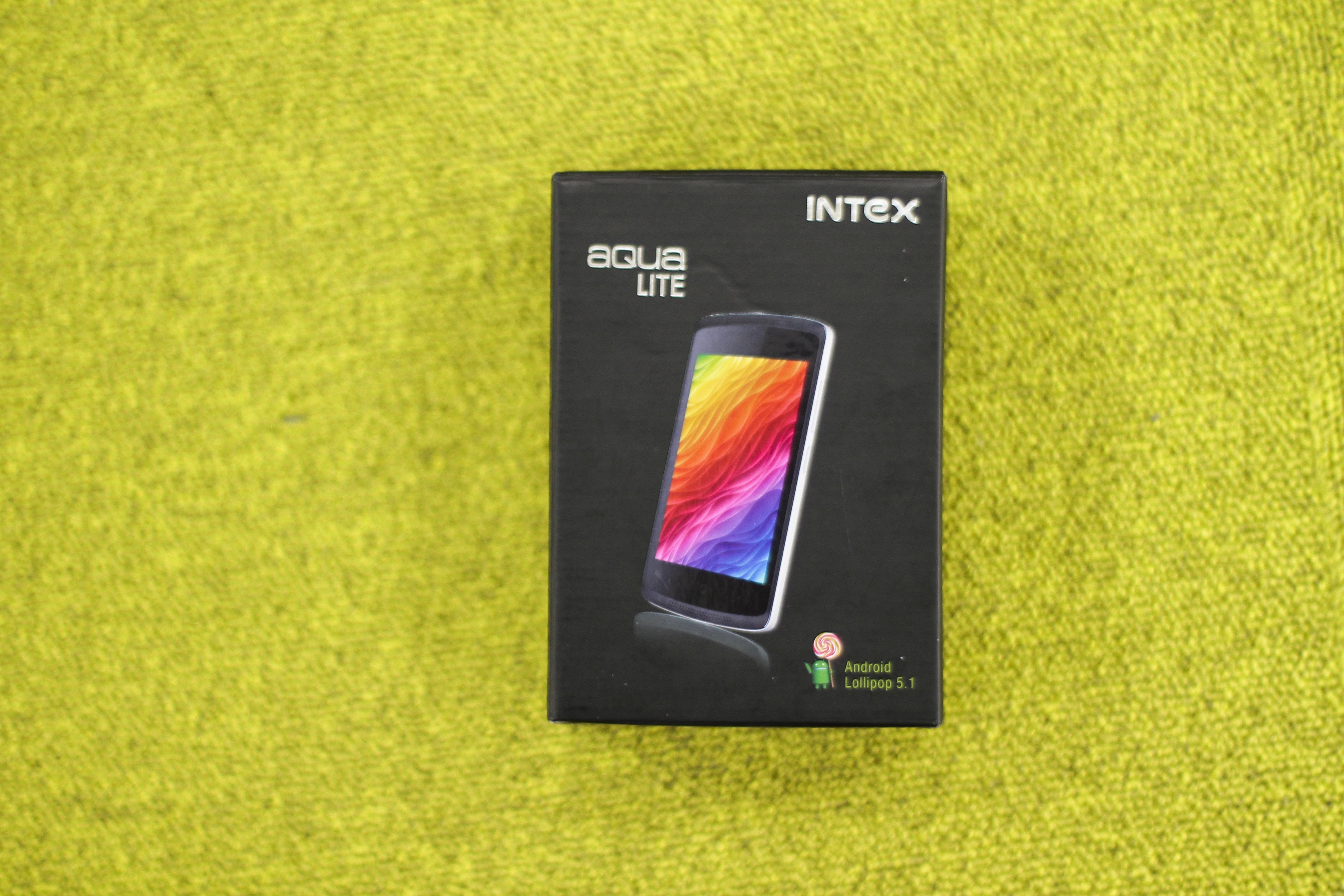 Smartphone An Dong Intex gia 900.000 dong. anh 1
