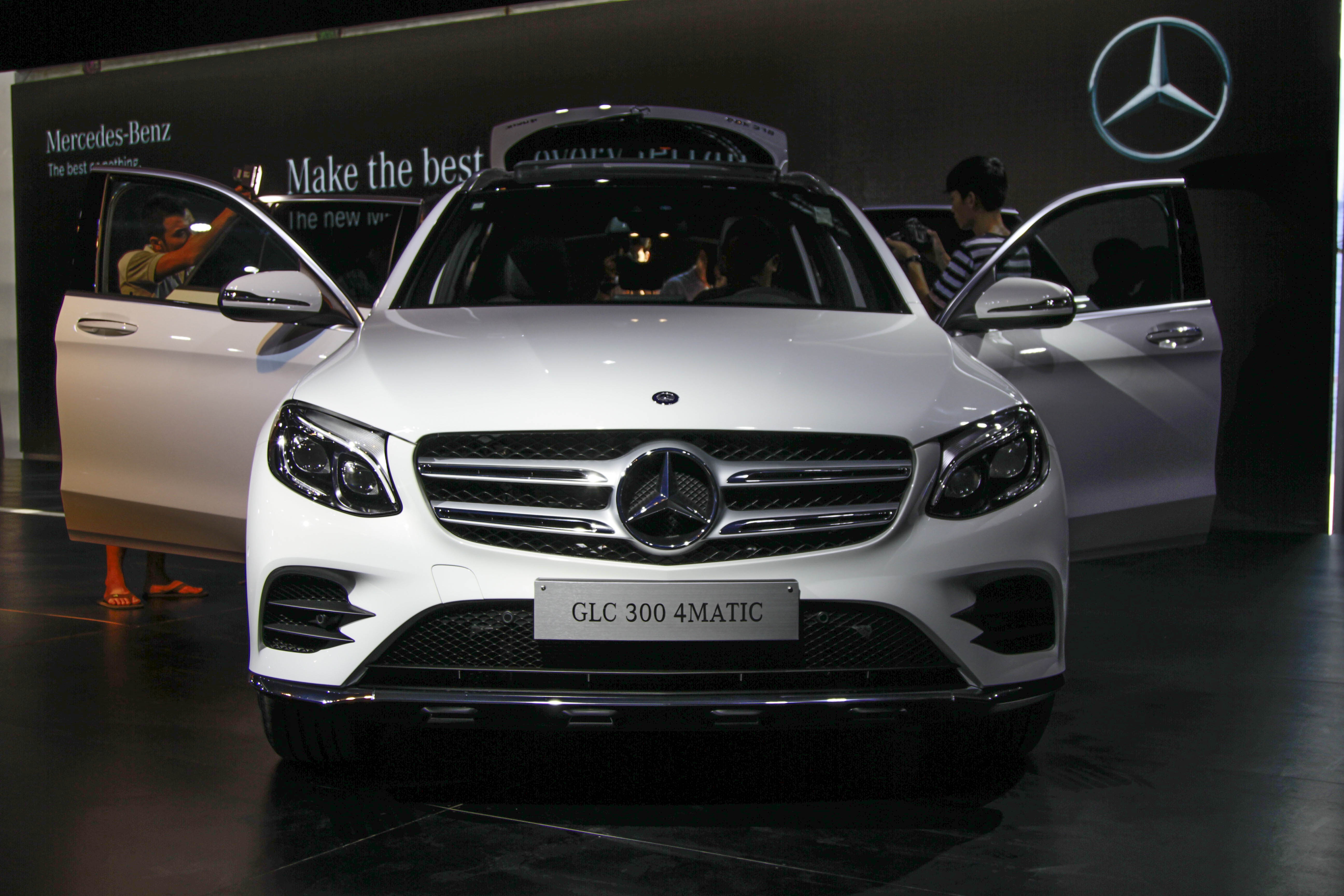 Mercedes-Benz GLC 300 anh 1