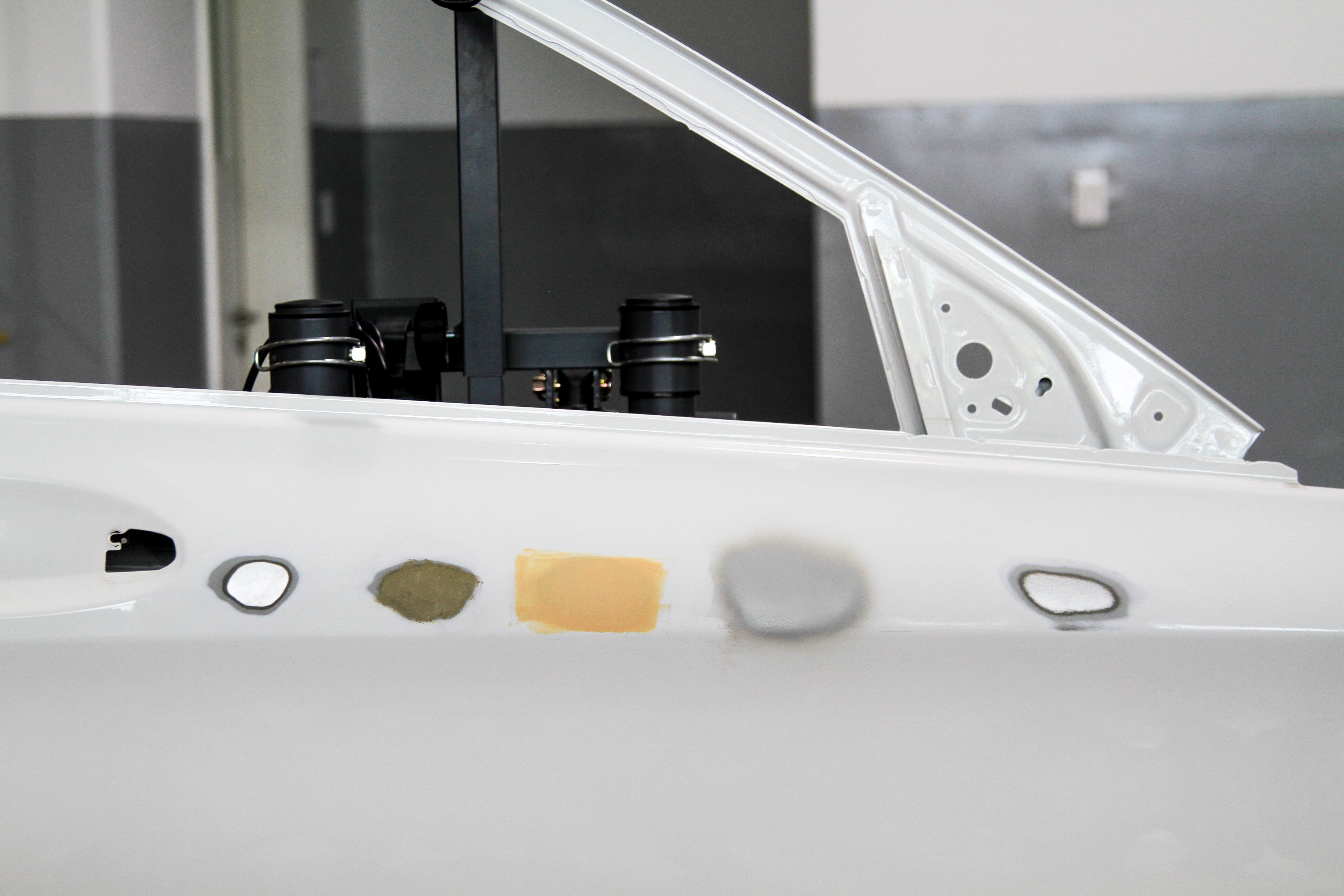 Quy trinh dong son cho sieu xe anh 8