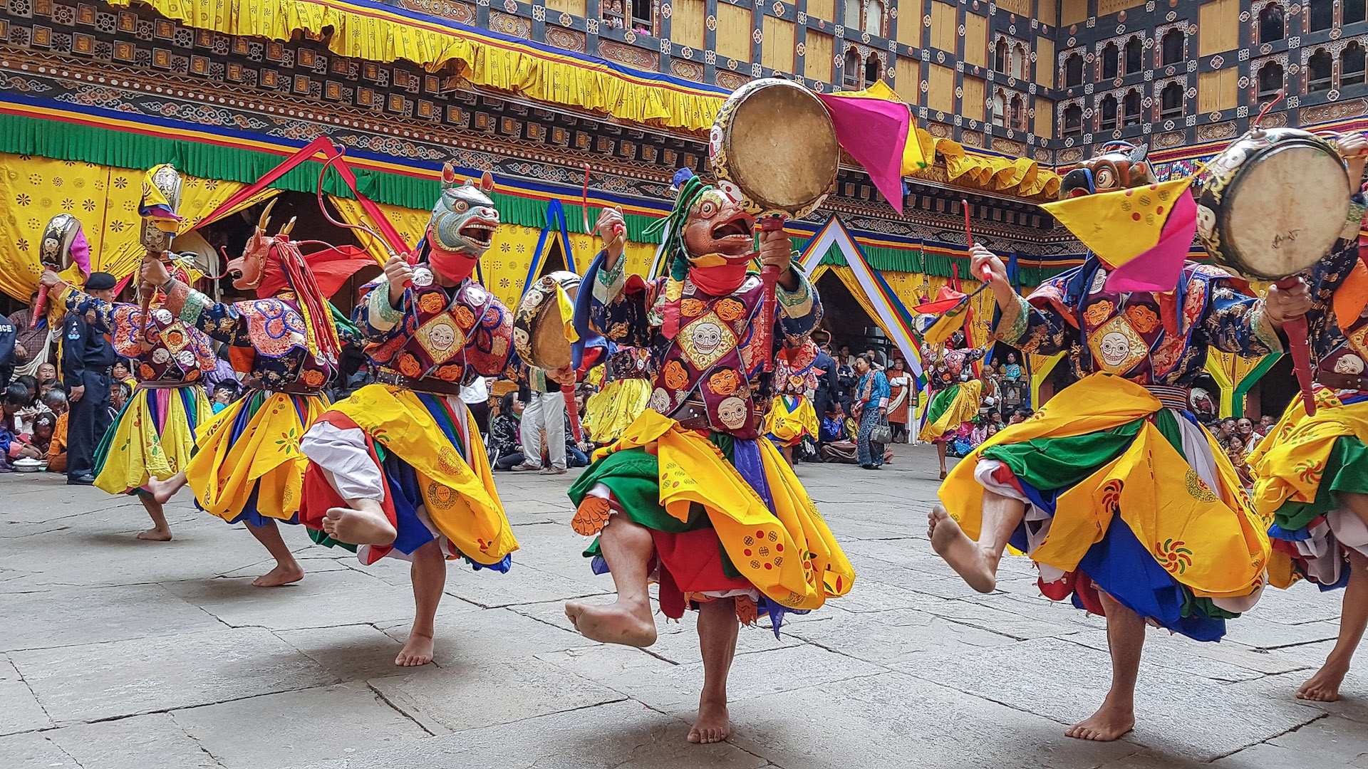 Trien lam anh Sac mau cuoc song anh 9