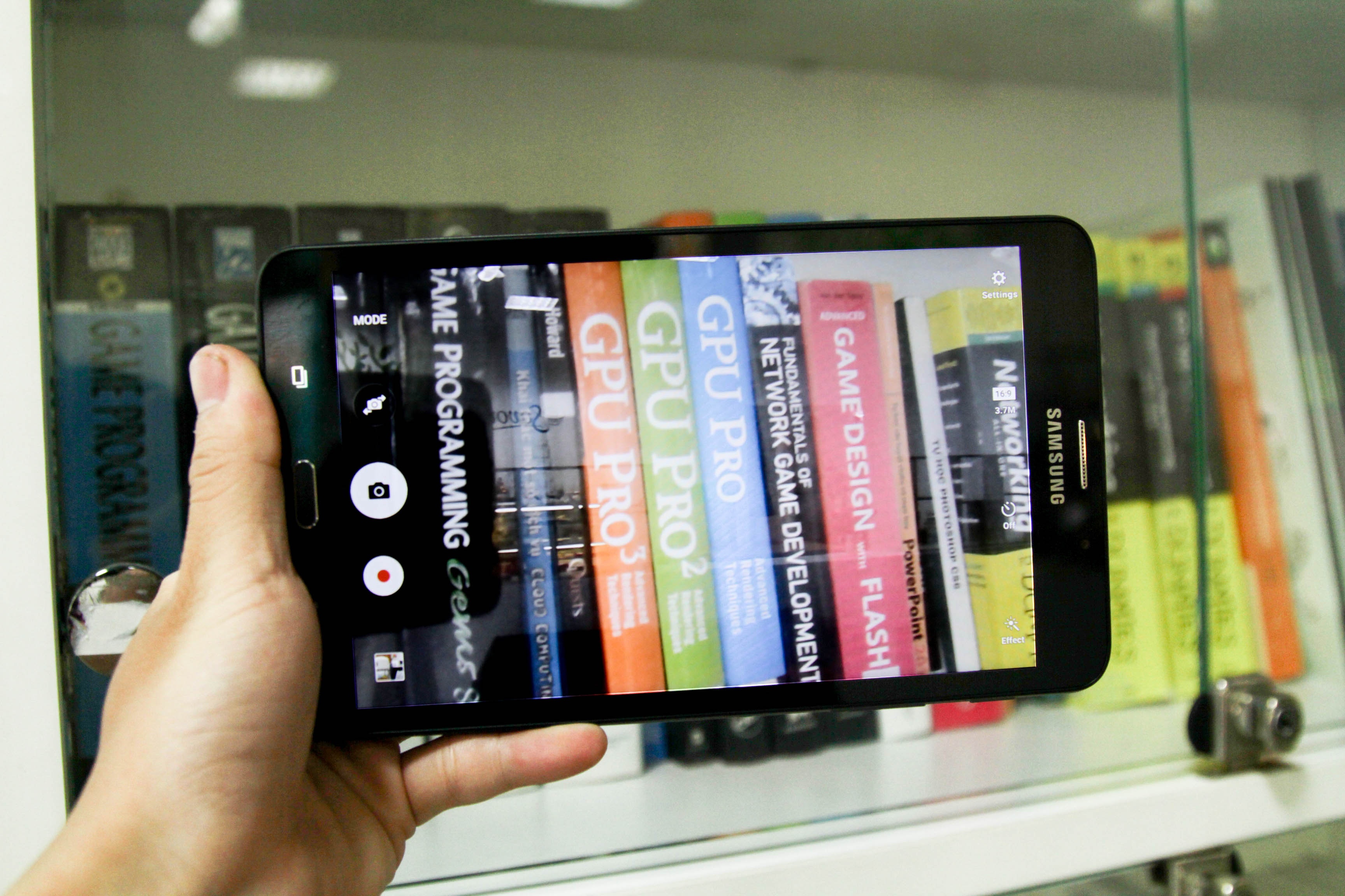 Danh gia Samsung Galaxy Tab A 2016 anh 3