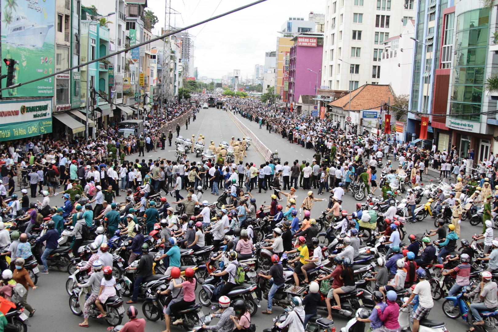Tong thong Obama den Sai Gon anh 1