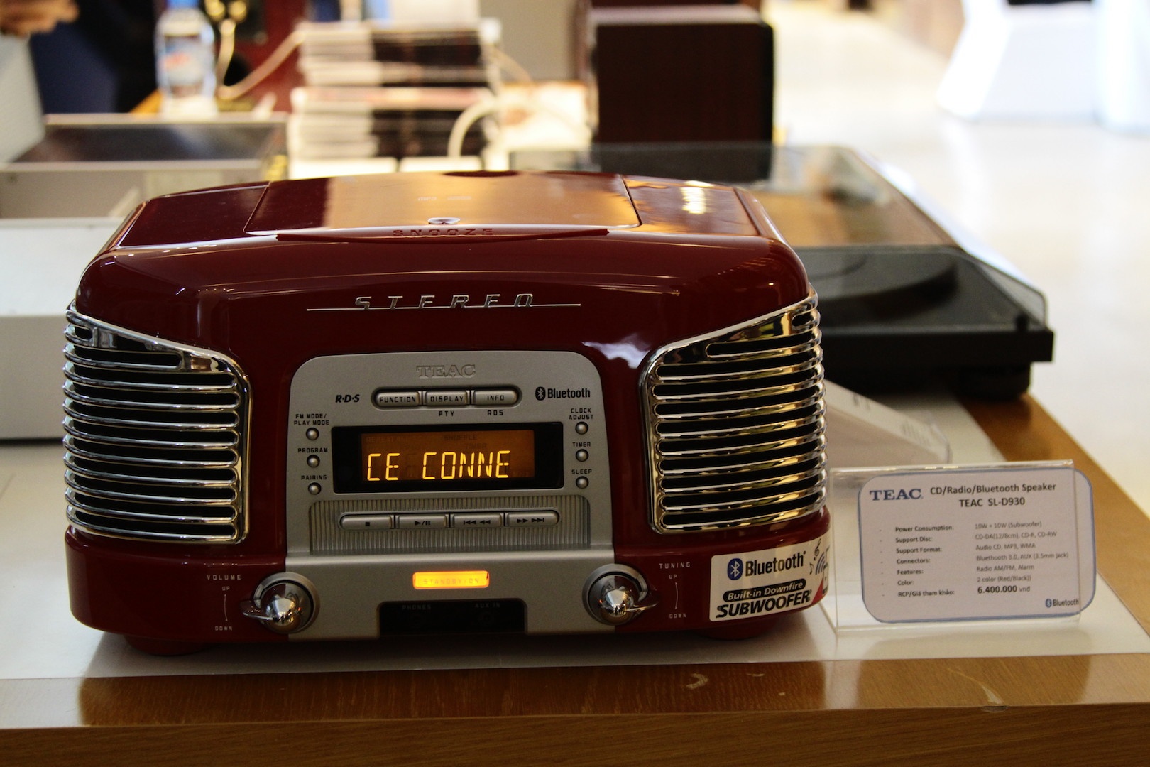 Trien lam thiet bi nghe nhac anh 11