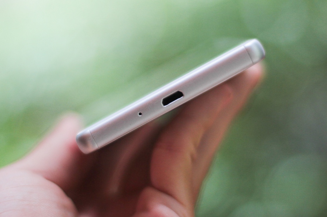 Gia ban Sony Xperia X tai Viet Nam anh 6