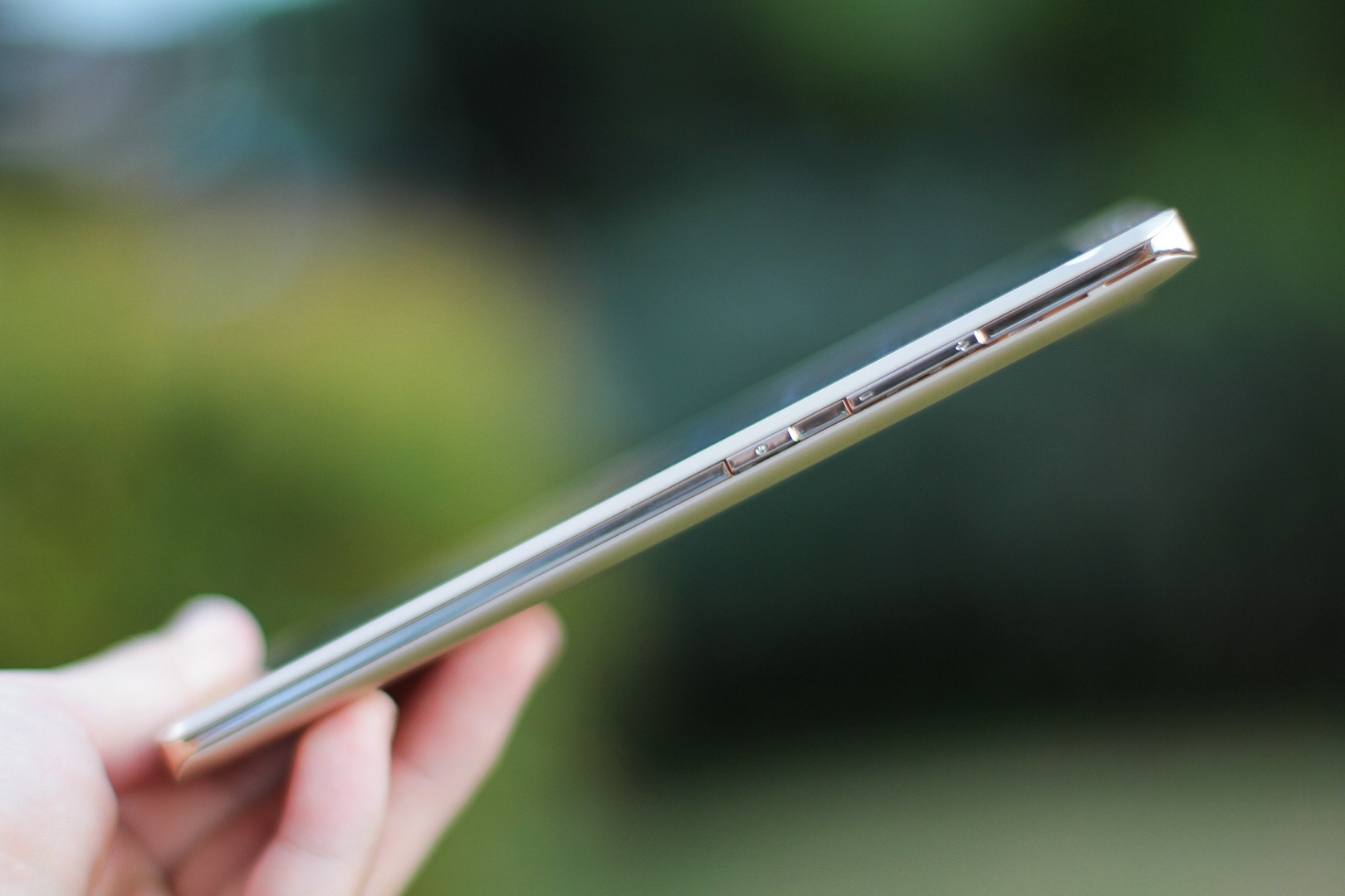 gia ban Intex Aqua Dream II anh 3