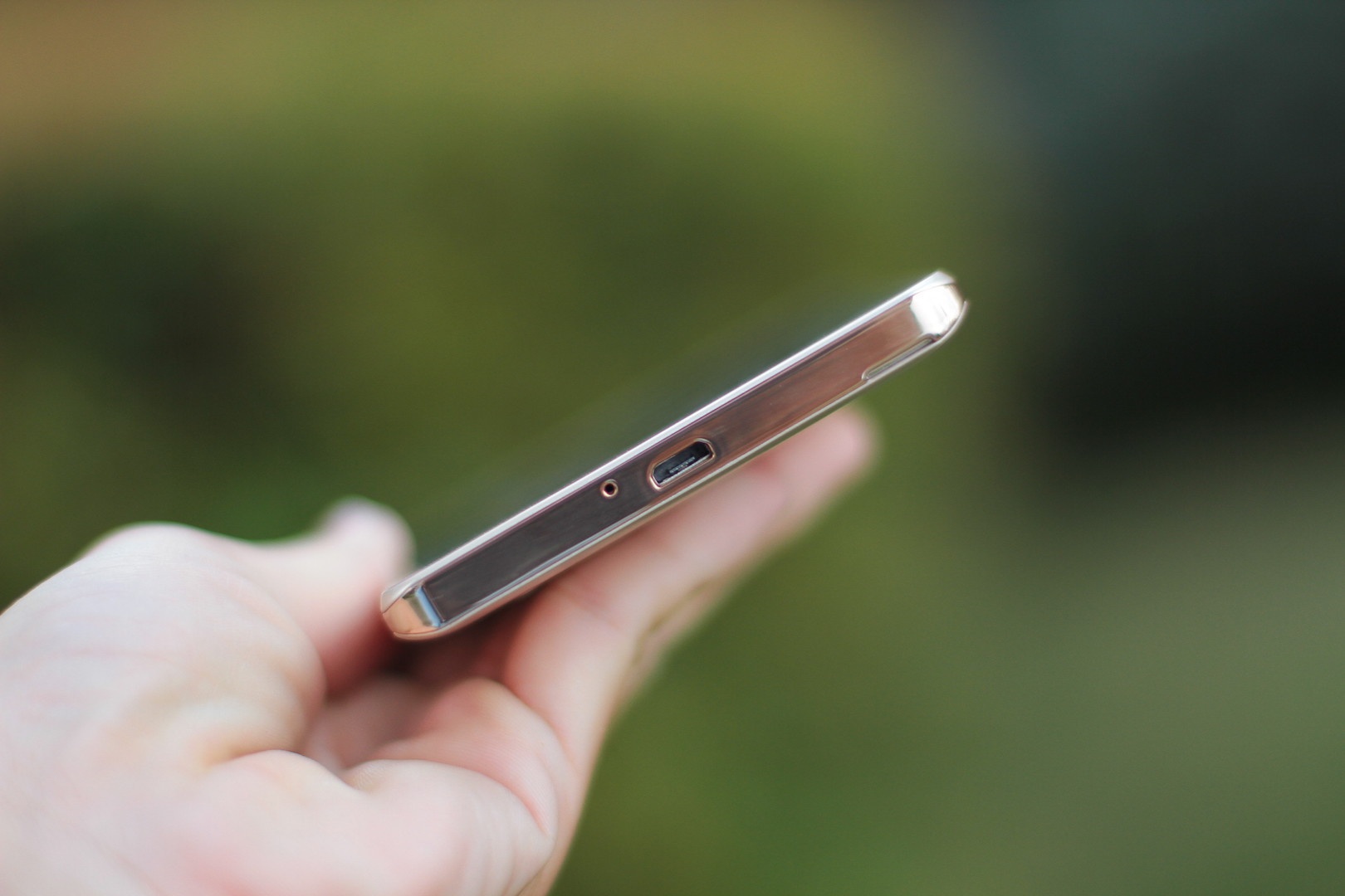 gia ban Intex Aqua Dream II anh 5