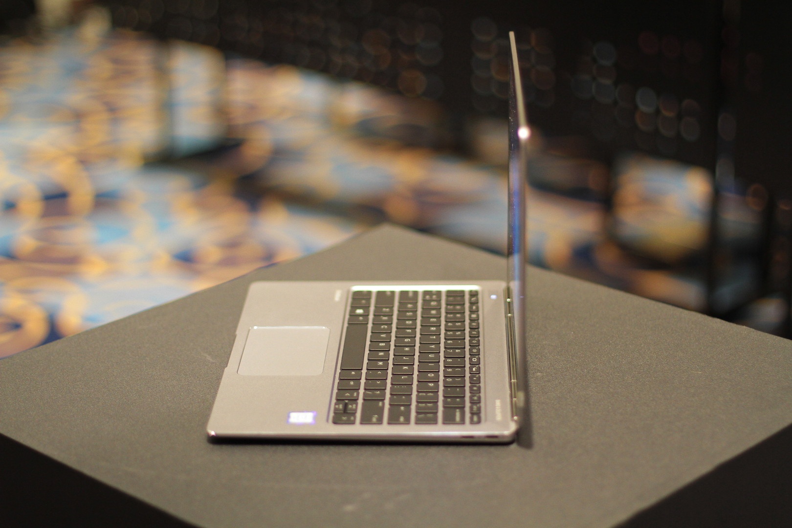 HP EliteBook Folio G1 ve Viet Nam anh 13