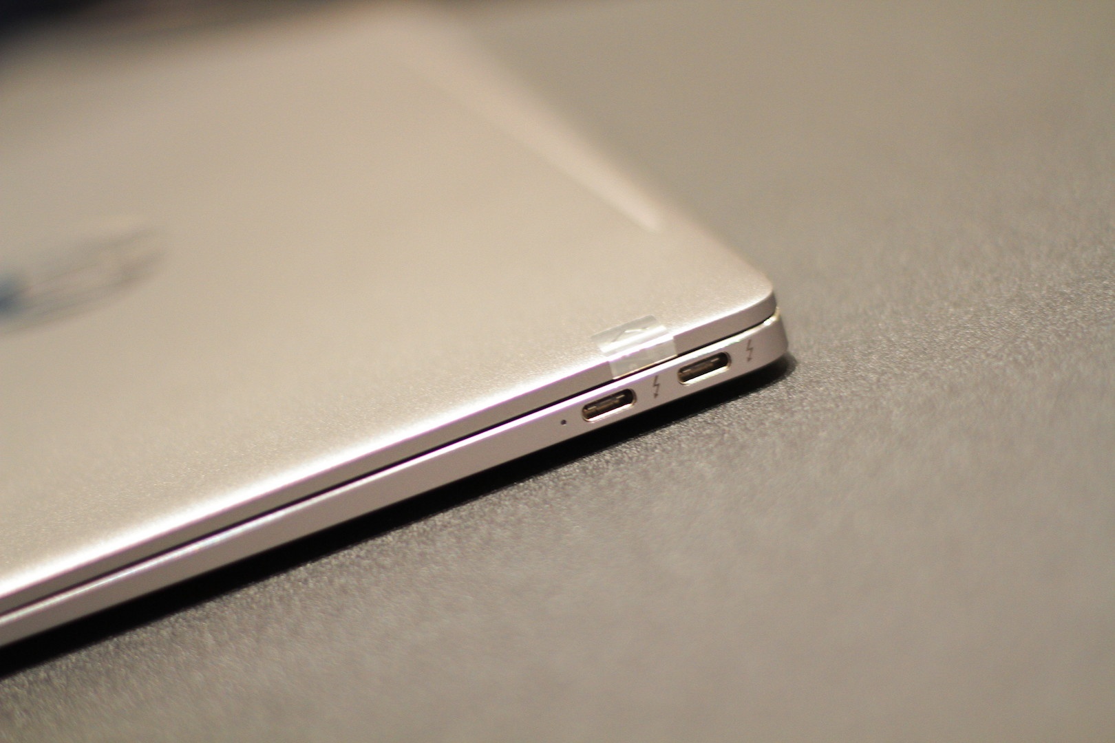 HP EliteBook Folio G1 ve Viet Nam anh 7