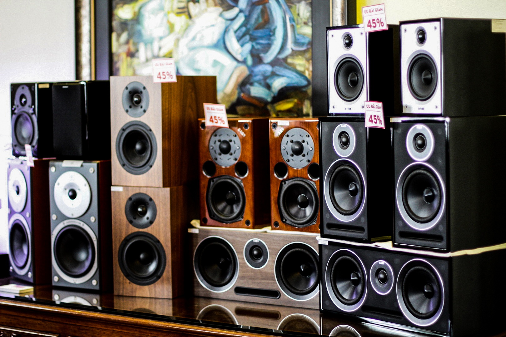 Loa, tai nghe pho thong tran ngap AV Show 2016 hinh anh