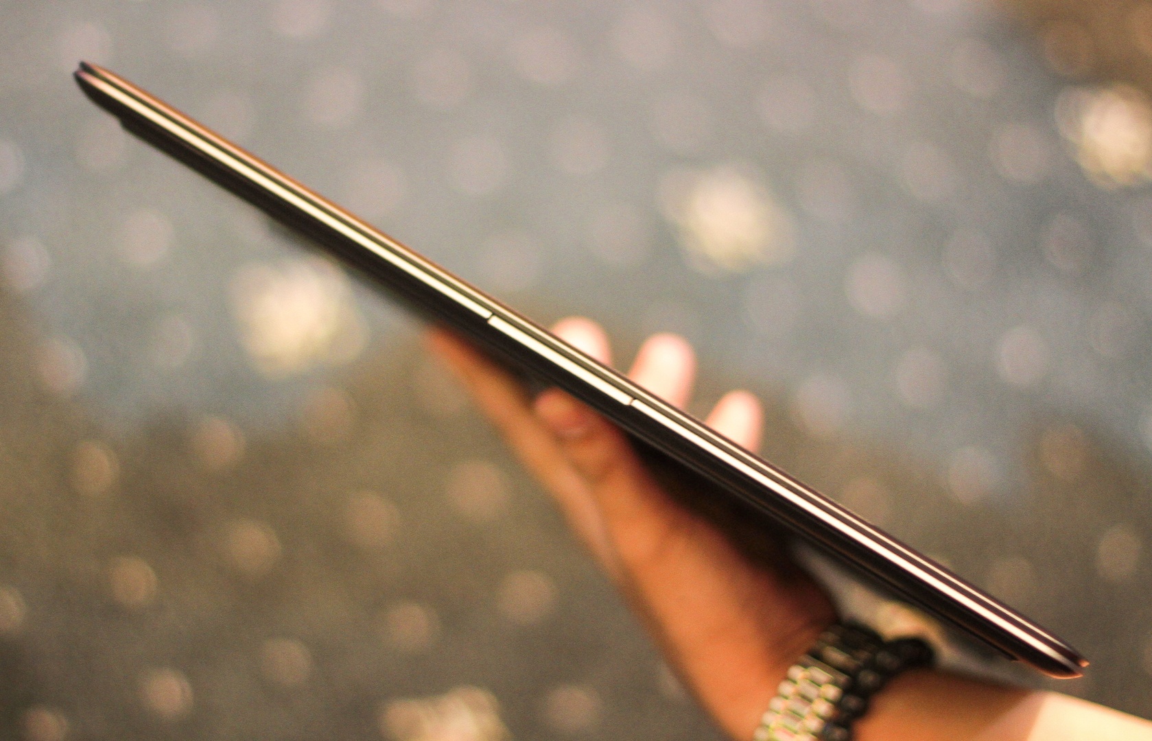 HP Spectre laptop mong nhat the gioi anh 1