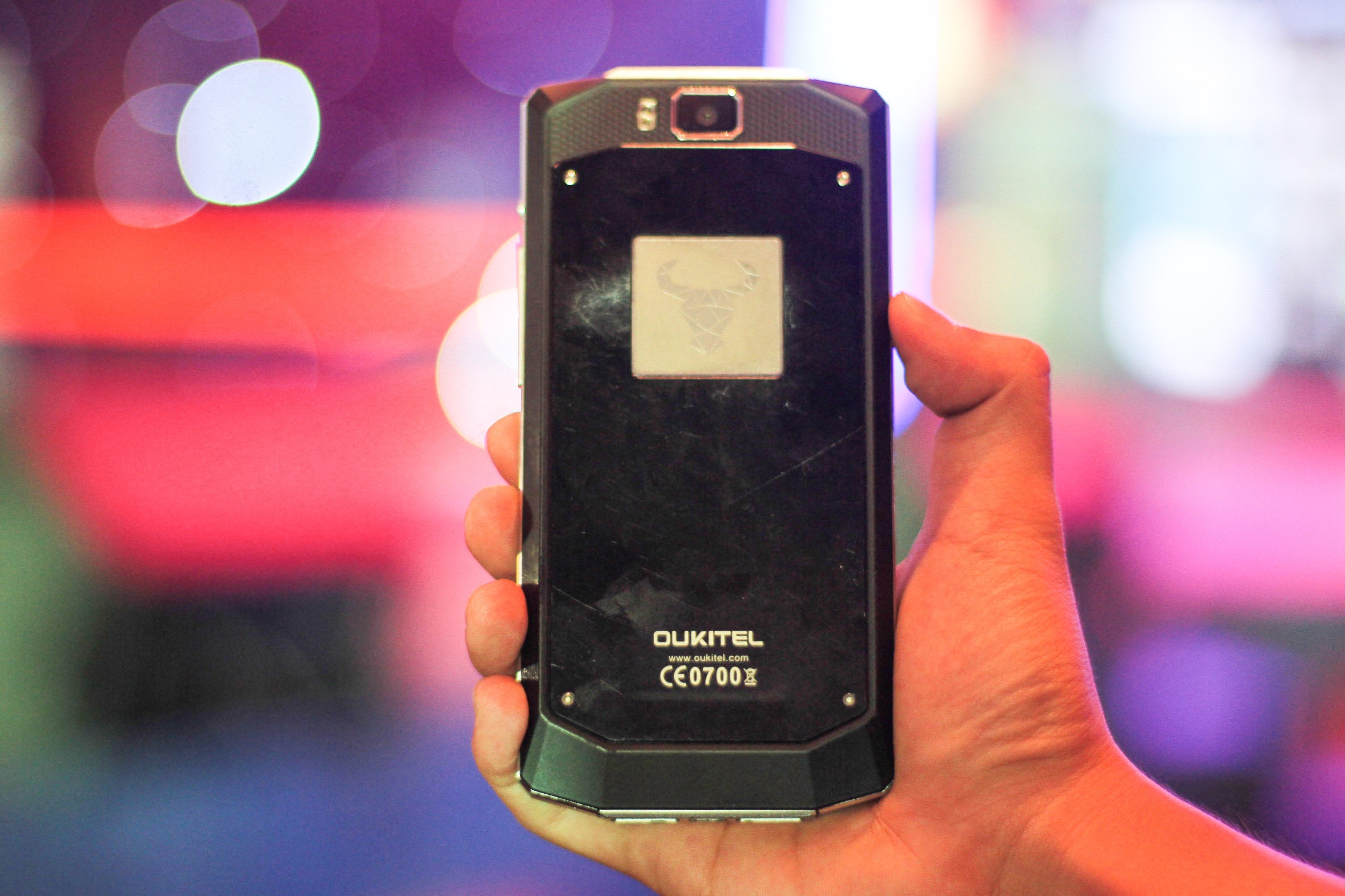 Oukitel K10000 pin 10.000 mAh anh 8