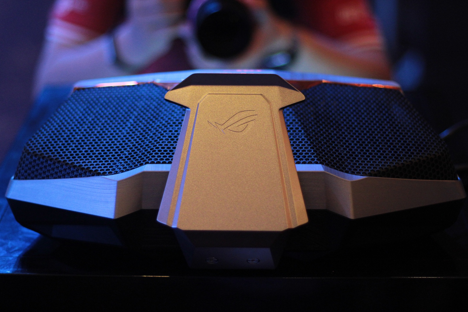 Asus ROG GX700 tai Viet Nam anh 9