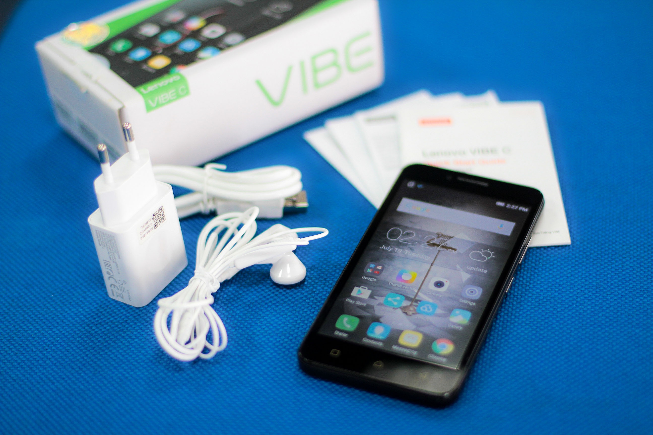 Mo hop Lenovo Vibe C anh 1