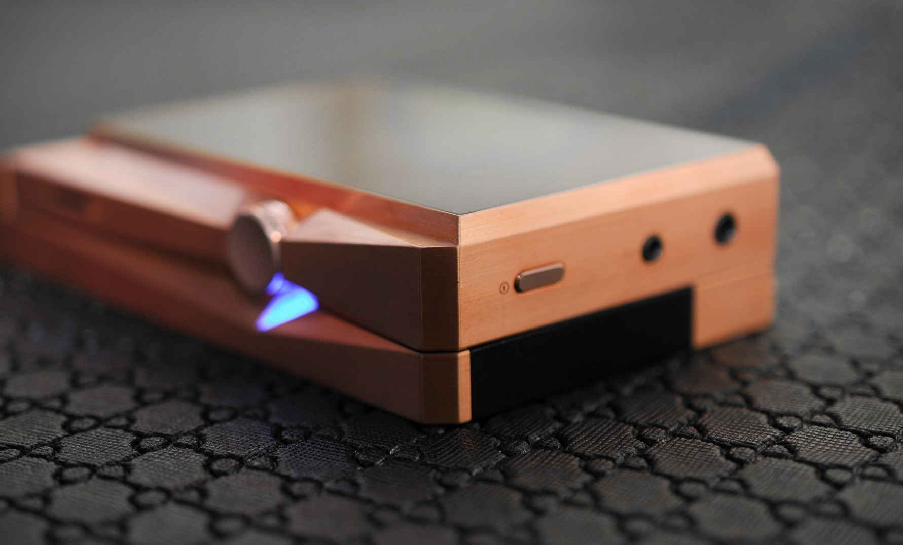 Astell&Kern 380 Copper ve Viet Nam anh 4