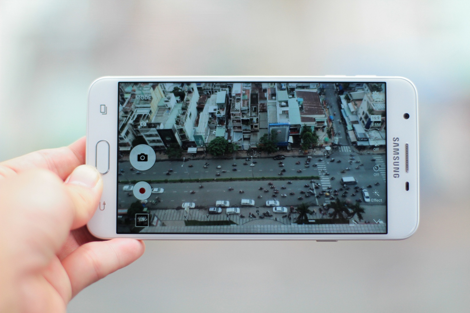 Samsung Galaxy J7 Prime sap ban anh 10