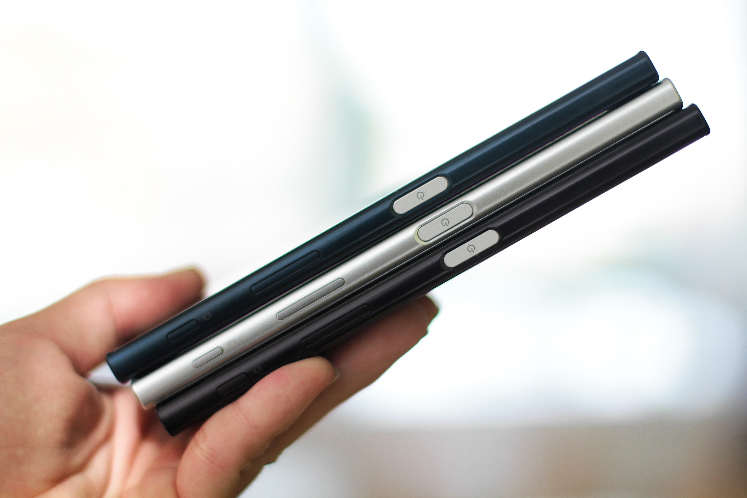 Sony Xperia XZ tai Viet Nam anh 3