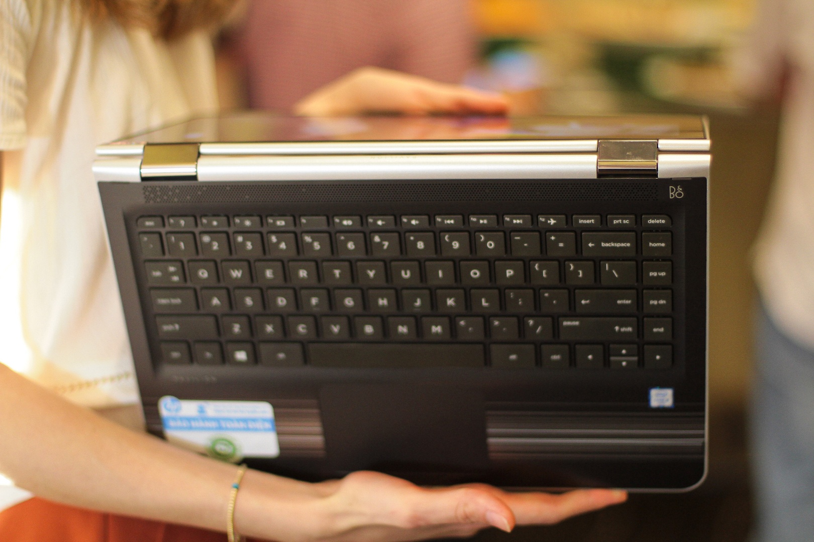 Gia ban HP Pavilion x360 anh 2