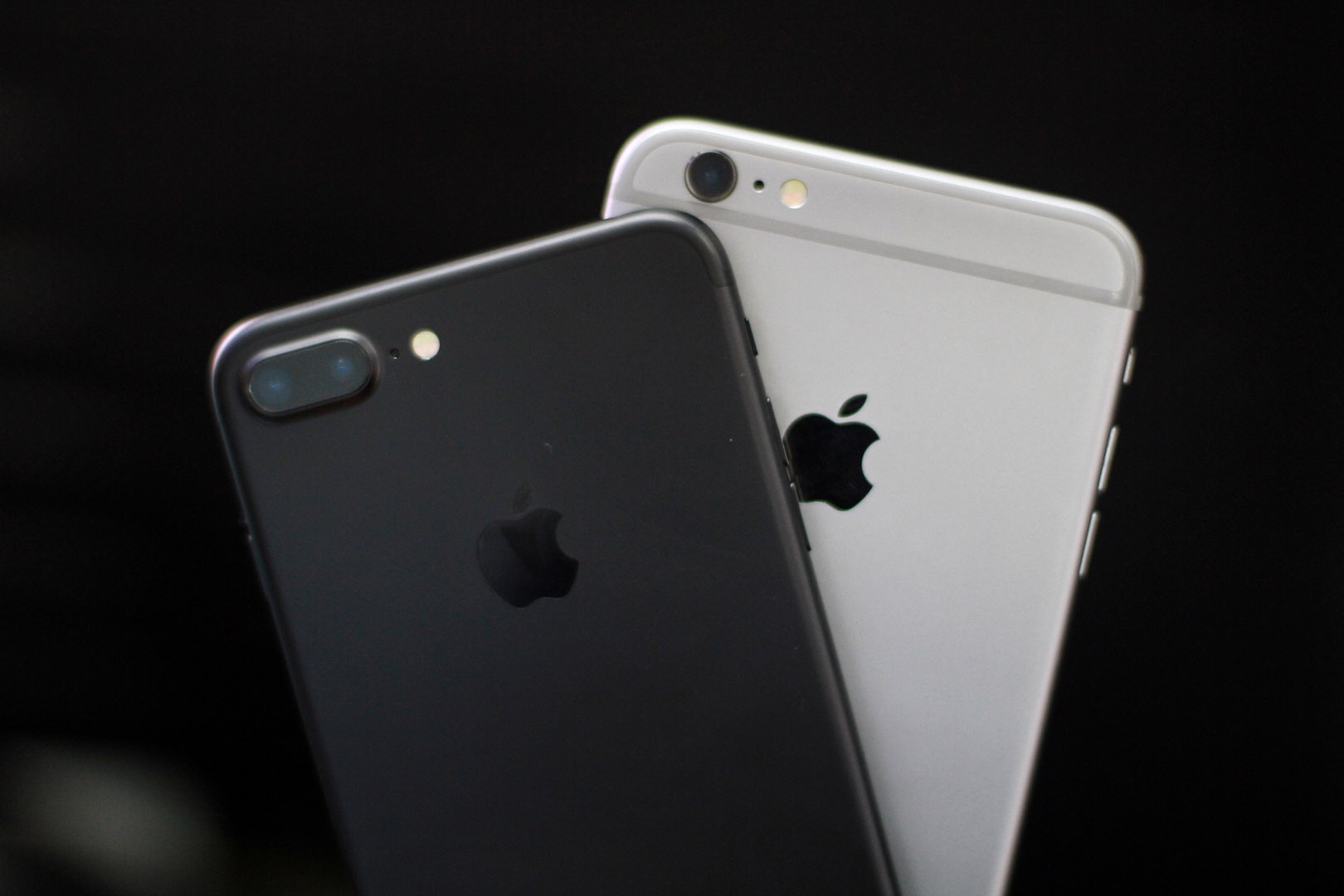 iPhone 7 plus so dang iPhone 6S Plus, anh 3