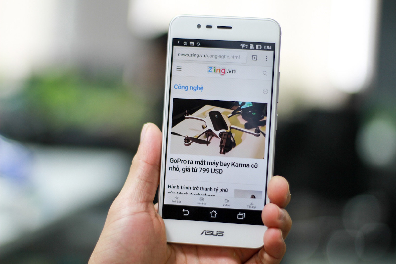 Anh Asus Zenfone 3 Max, pin 4.100 mAh moi len ke hinh anh