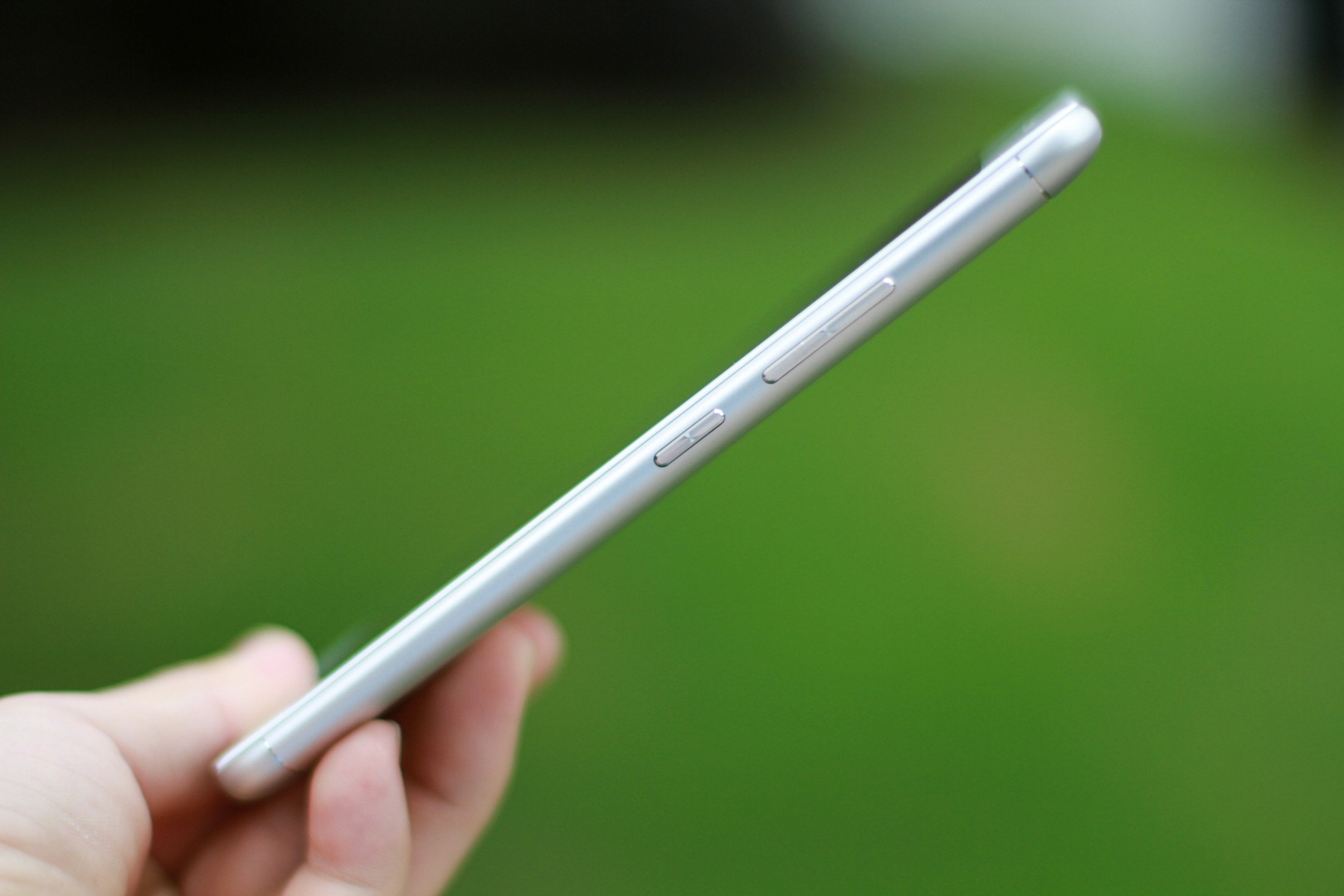 Asus Zenfone 3 Max anh 3