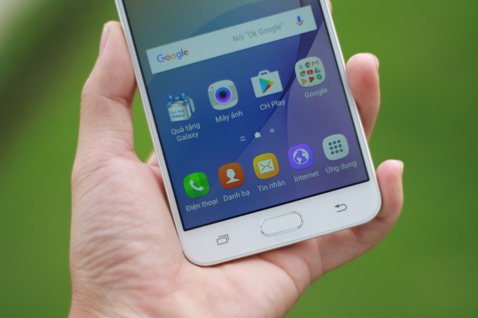 Samsung Galaxy J7 Prime chinh hang anh 10