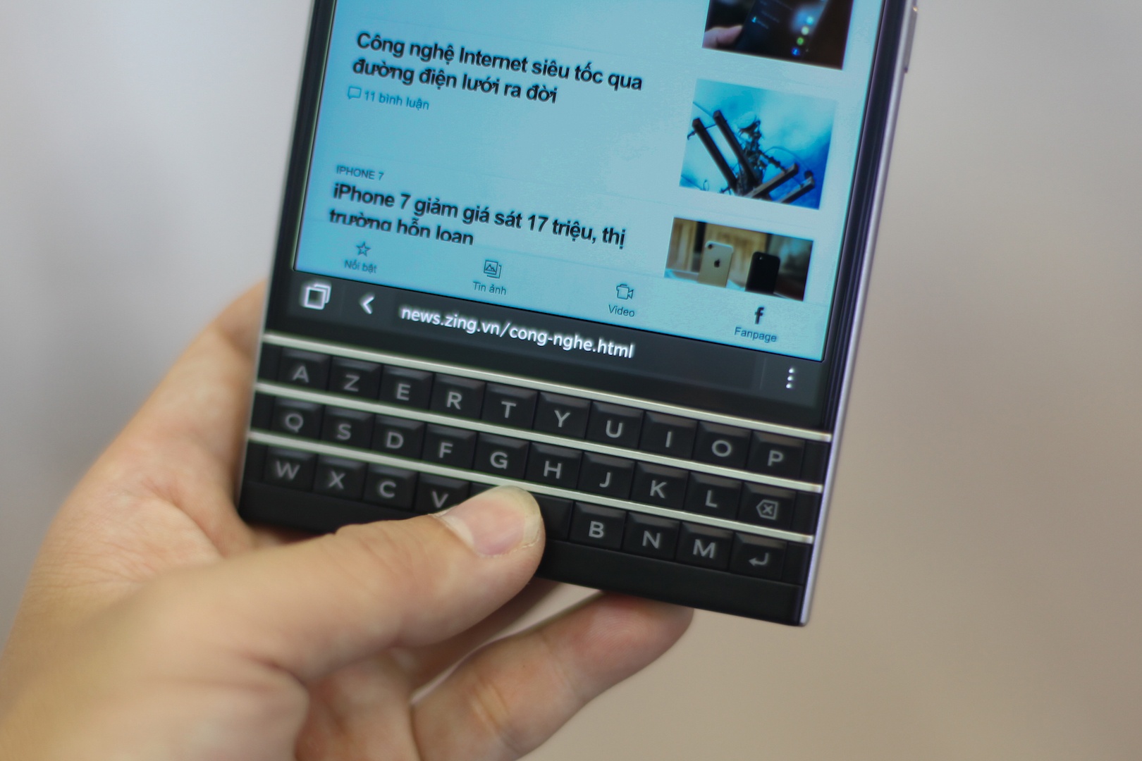 Blackberry Passport gia 5 trieu anh 8