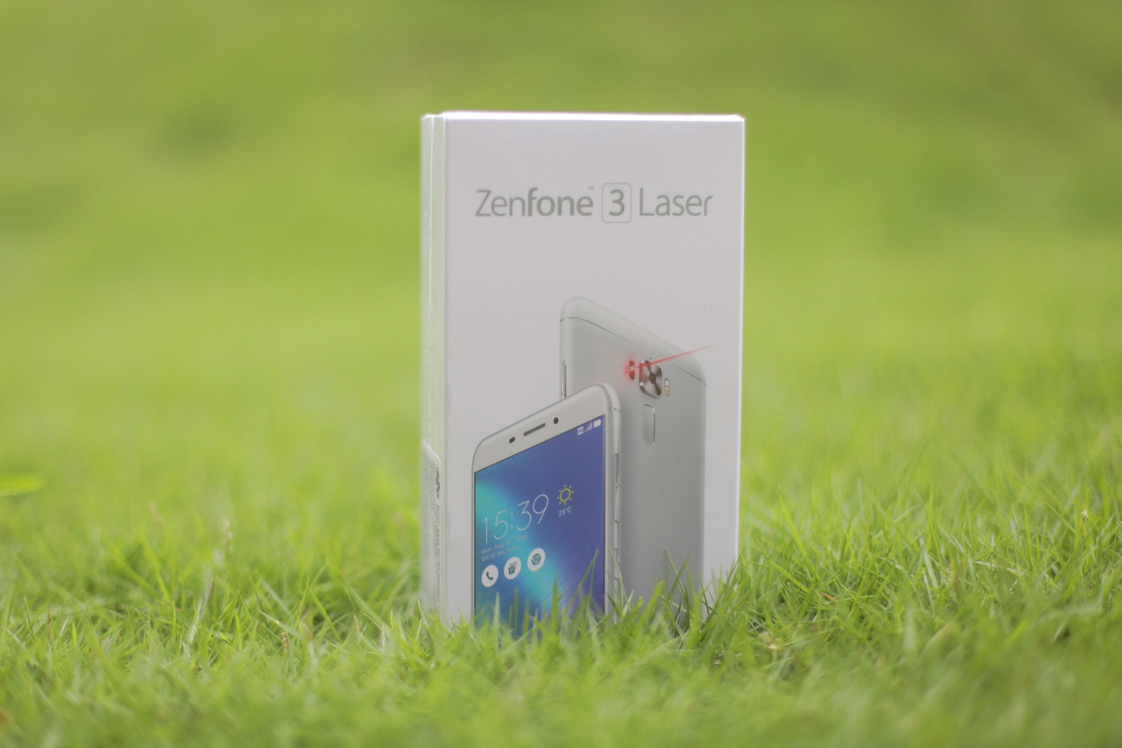 Asus Zenfone 3 Laser tai Viet Nam anh 1