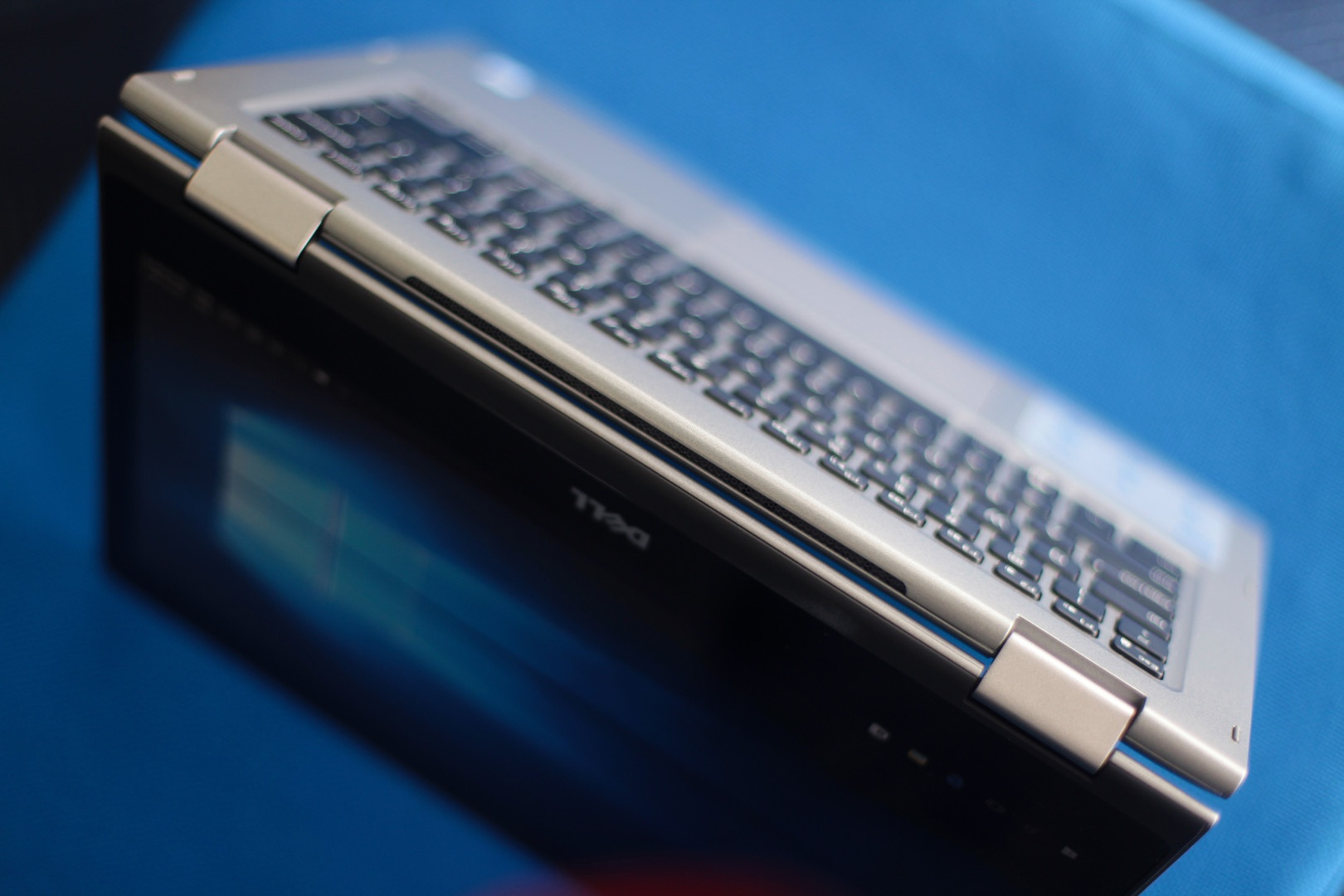 Dell Inspiron 3185 anh 2