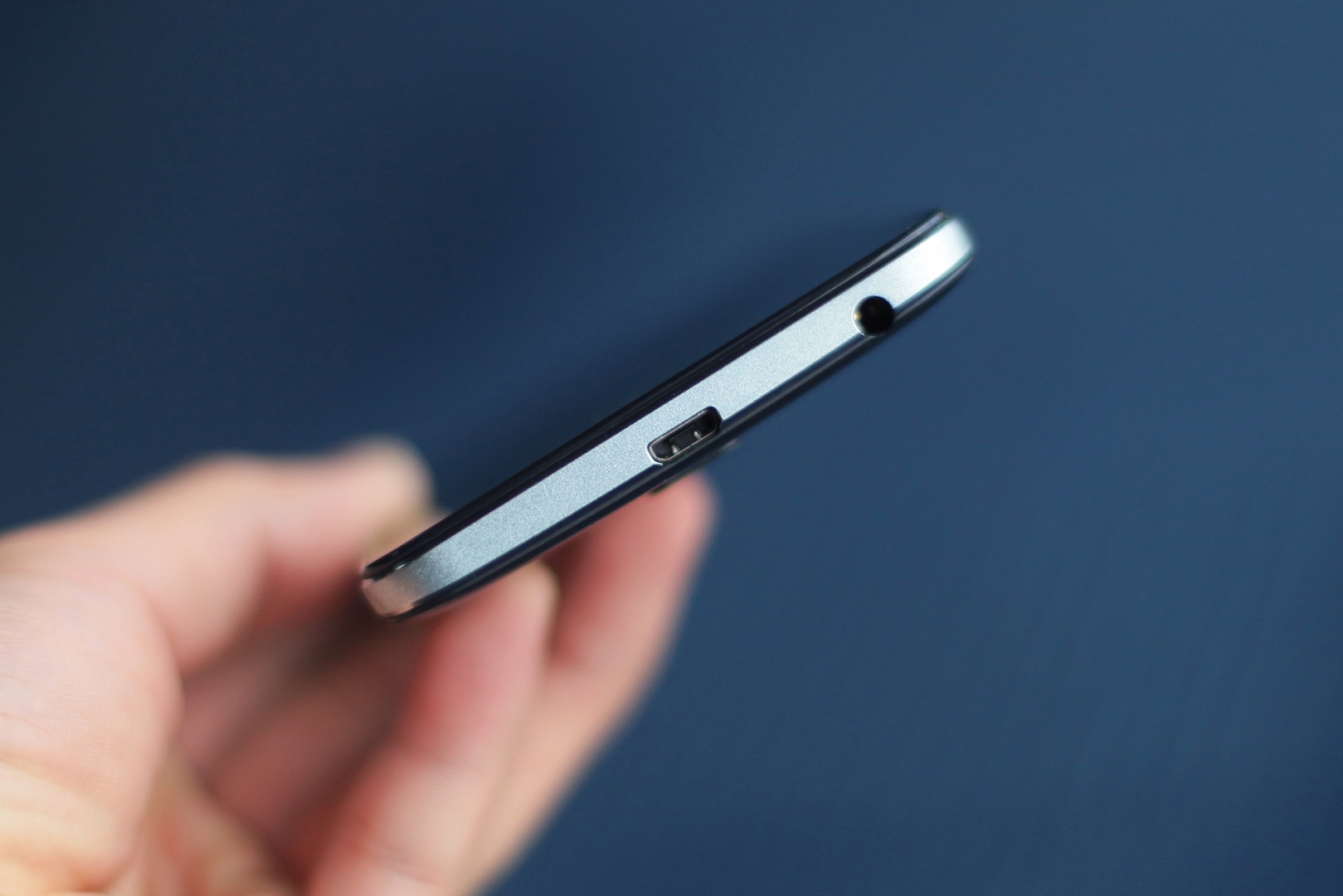 Lenovo A6600 Plus gia 2.6 trieu dong anh 9