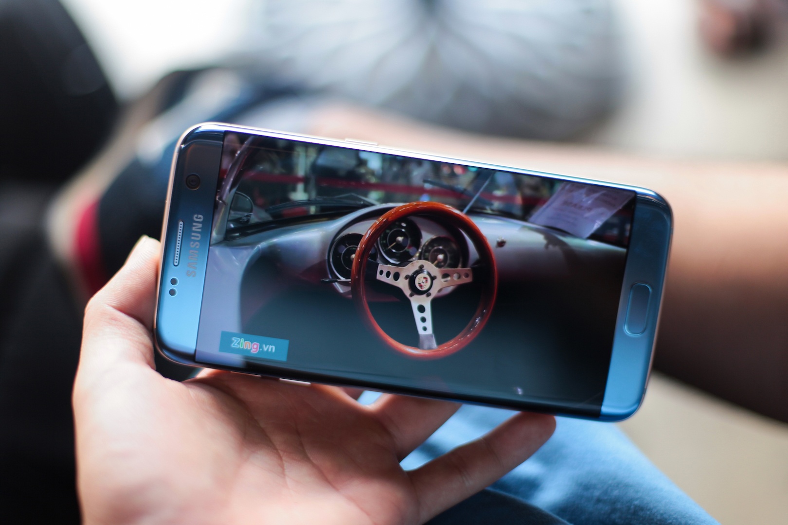 Samsung Galaxy S7 Xanh san ho tai Viet Nam, anh 3