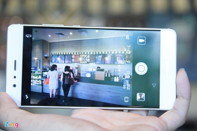 Doi thu cua iPhone 7 anh 4