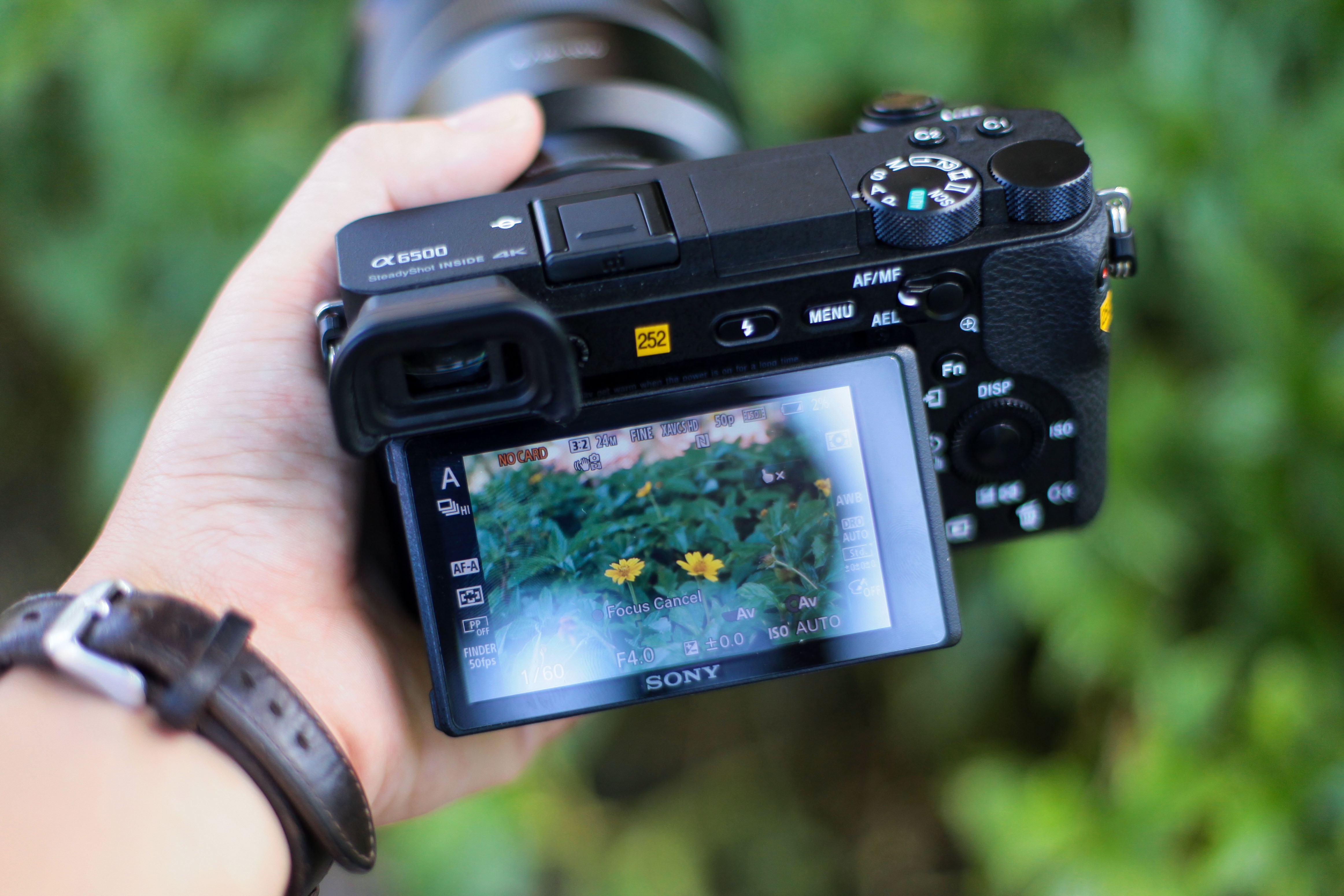 Anh thuc te Sony A6500 dau tien tai Viet Nam hinh anh