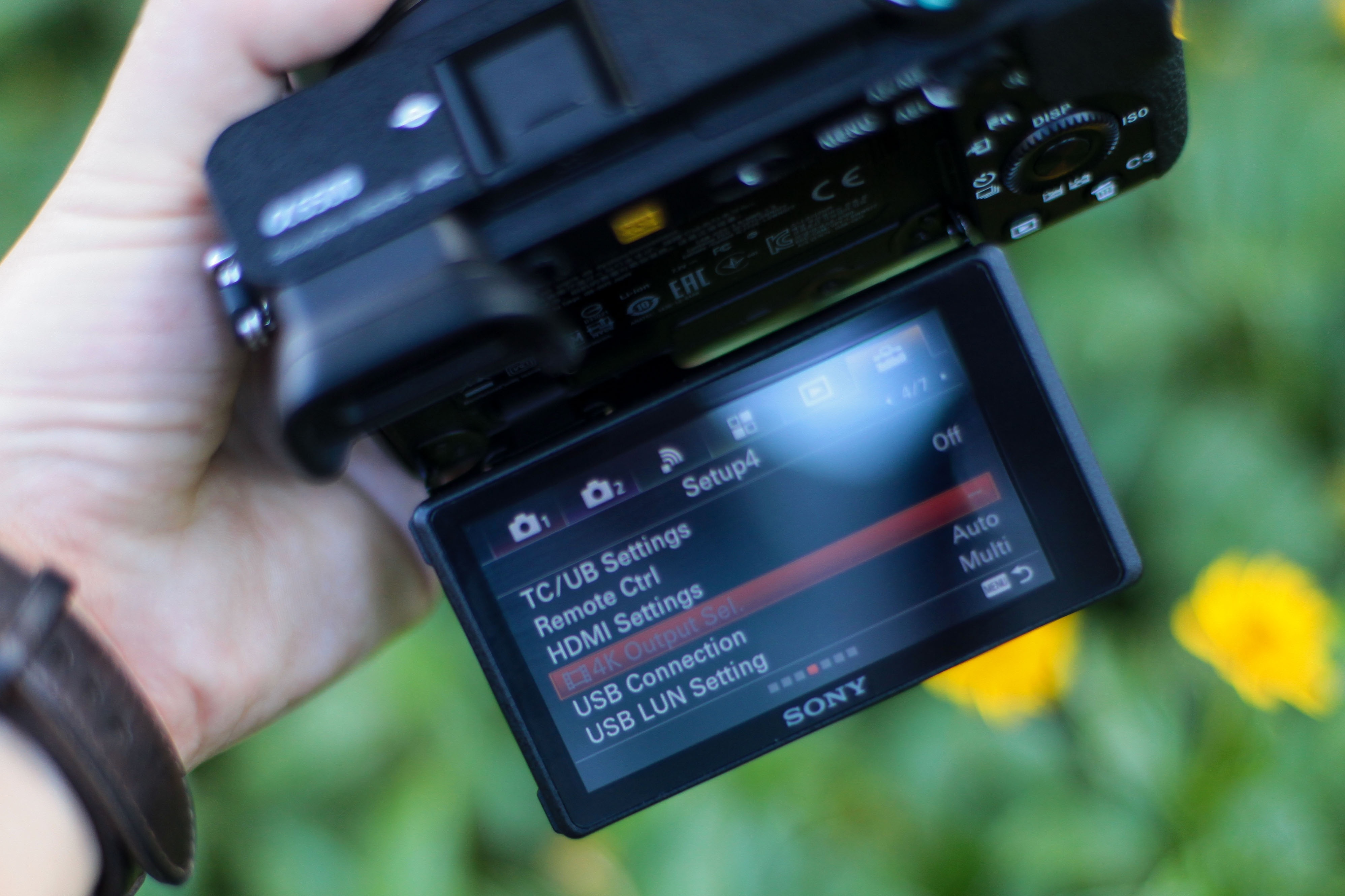 Sony A76500 tai Viet Nam, anh 2