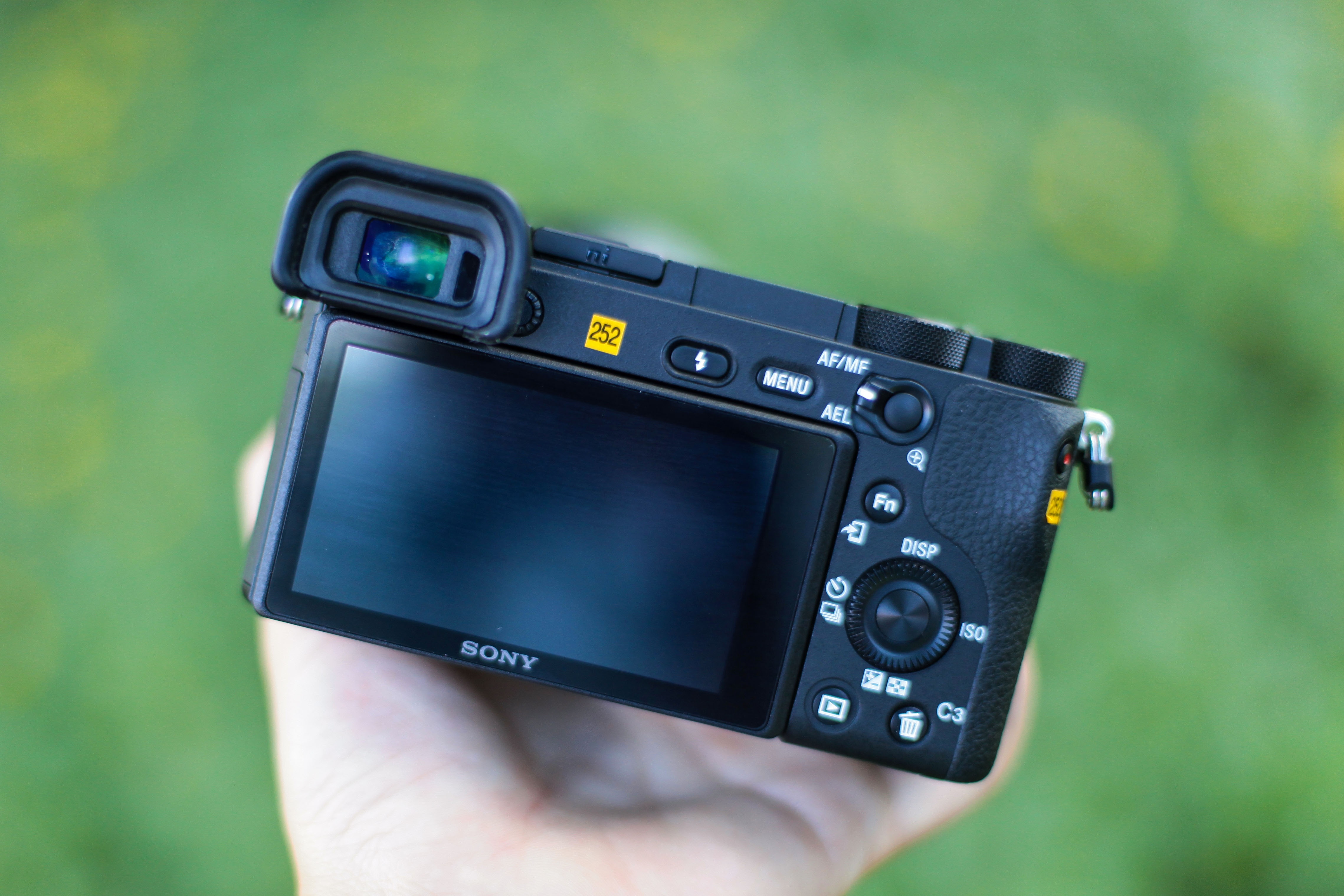 Sony A76500 tai Viet Nam, anh 9