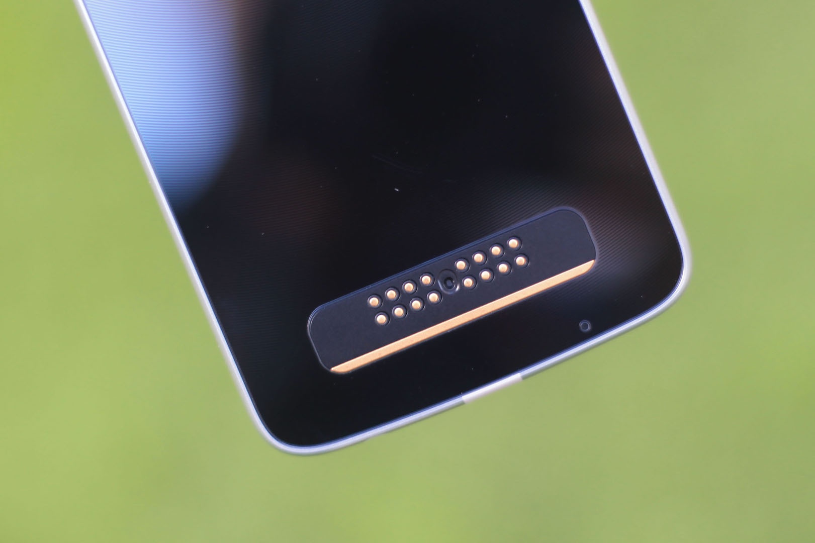 Moto Z Play tai Viet Nam anh 5