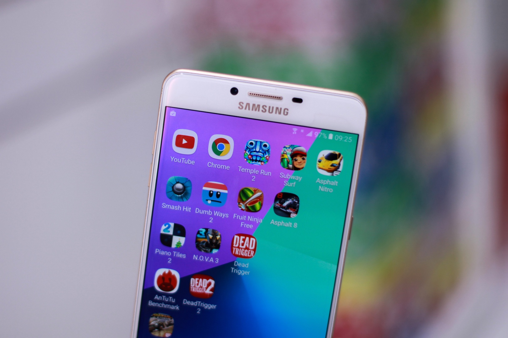 Samsung Galaxy C9 Pro tai Viet Nam anh 11