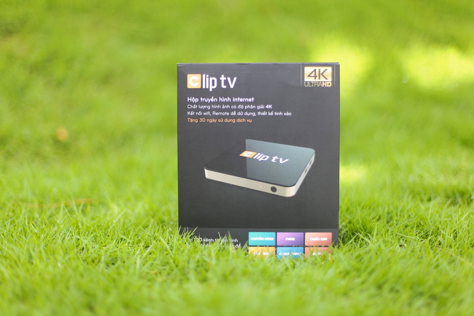 Mo hop Clip TV Box gia 1,8 trieu dong hinh anh