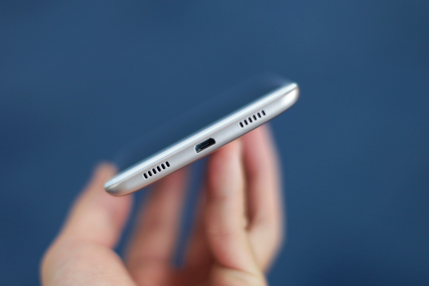 Huawei GR5 2017 anh 4