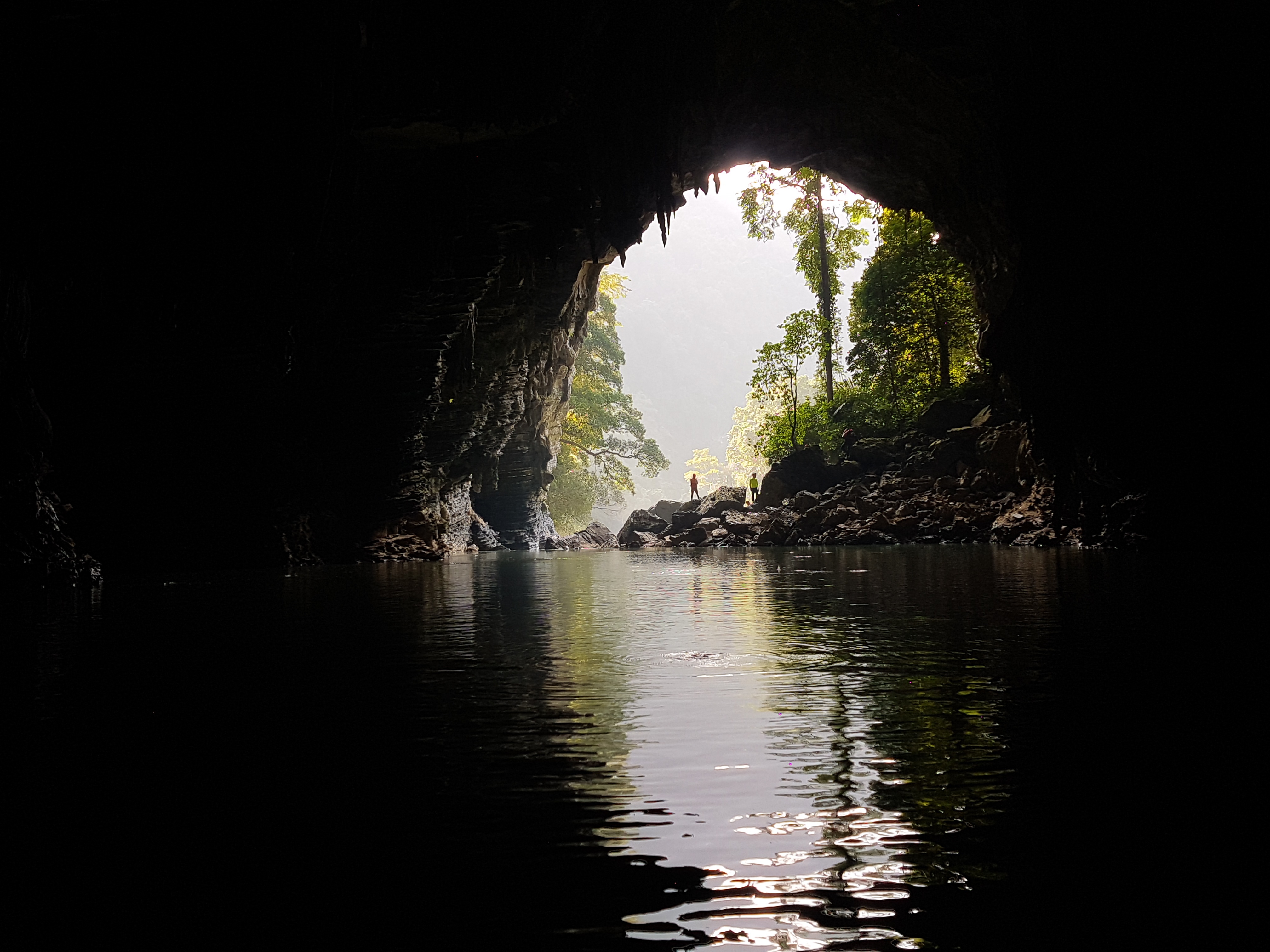 Hang Tu Lan qua ong kinh 360 do hinh anh