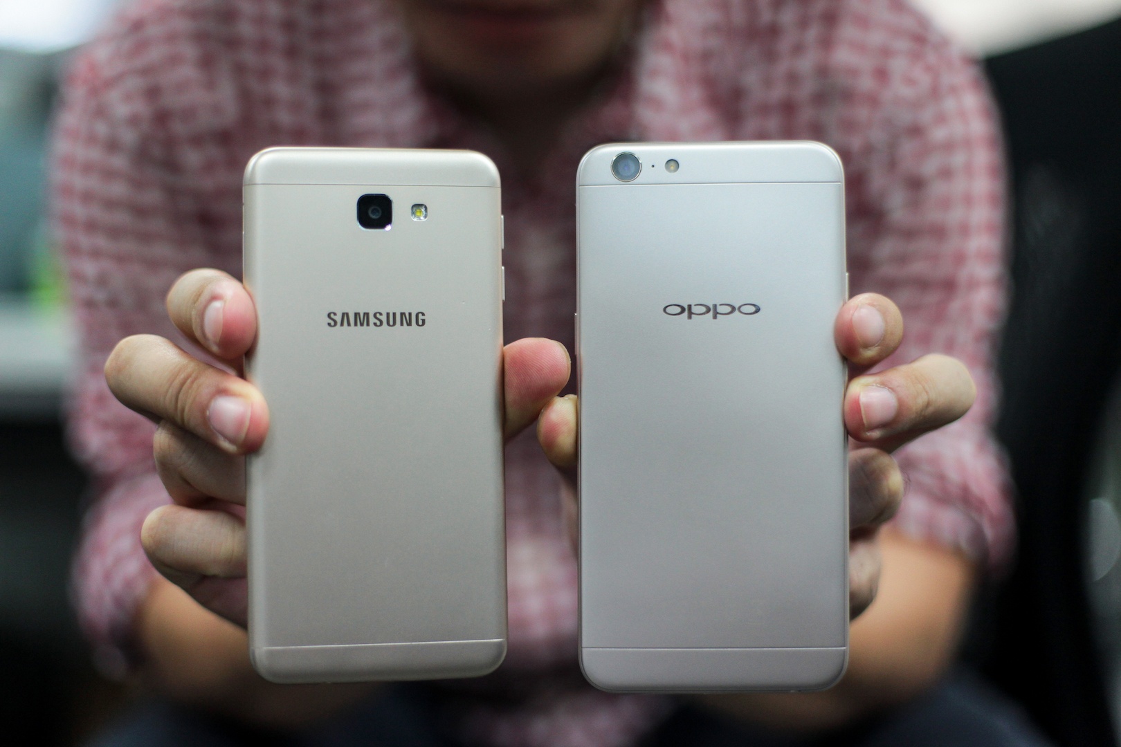 Galaxy J5 Prime voi Oppo A39 dai chien trong nhom 5 trieu hinh anh