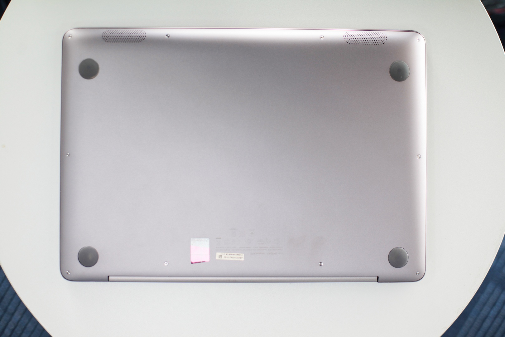 Asus Zenbook UX410 anh 3