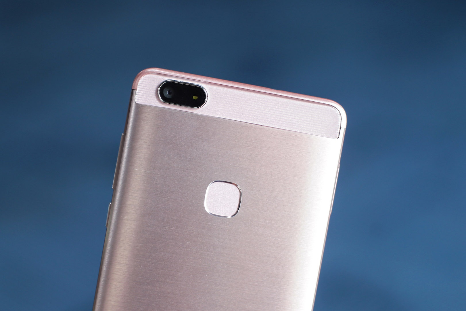 gia Hyundai Seoul 7 anh 6