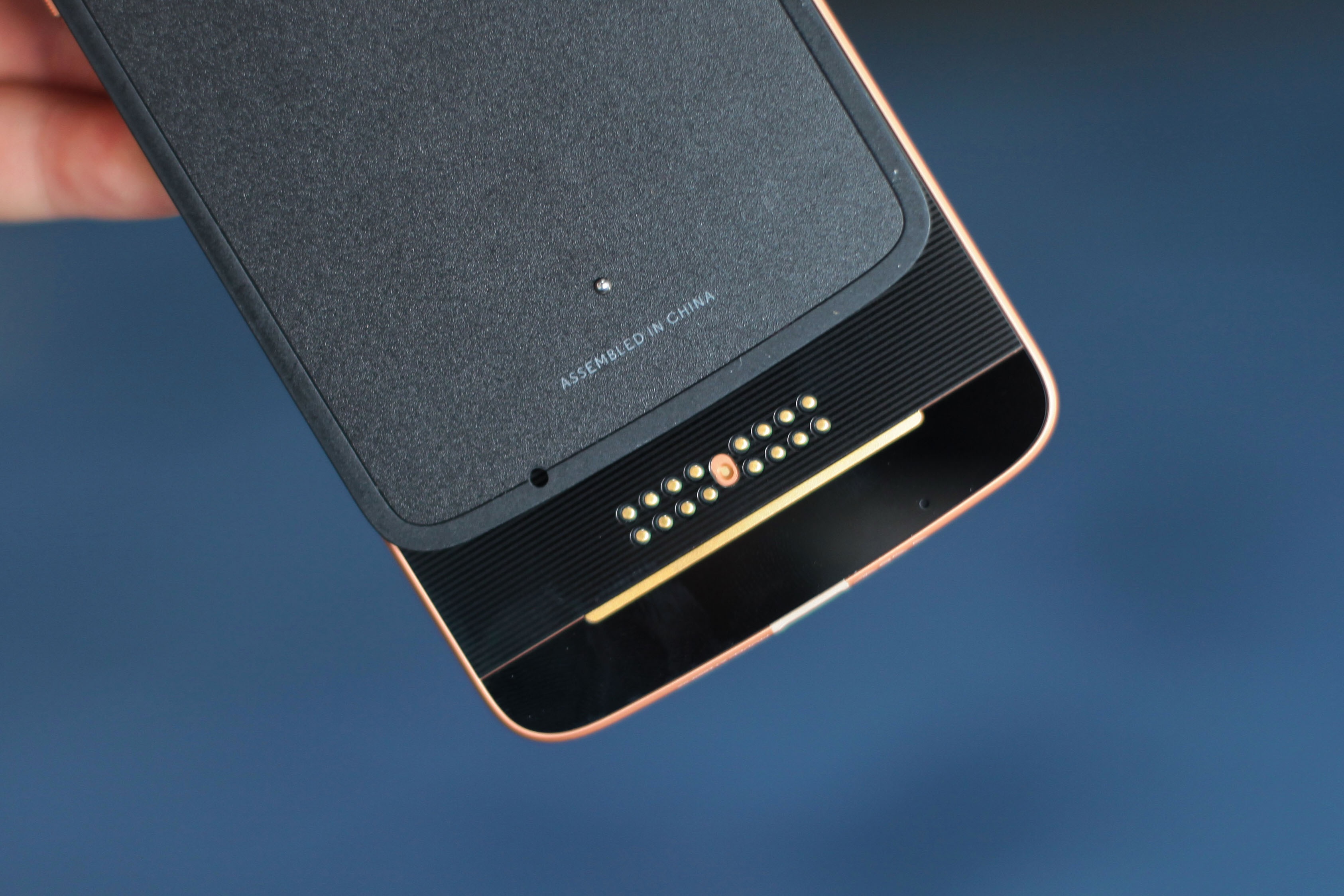 Moto Z vàng hồng ảnh 6 Moto Z vang hong anh 6