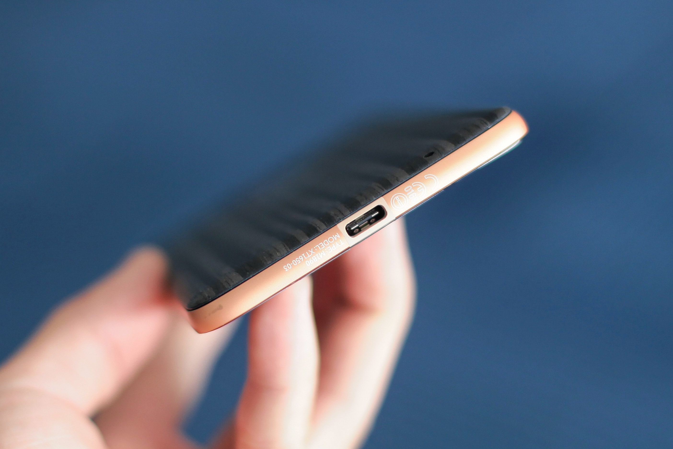 Moto Z vàng hồng ảnh 11 Moto Z vang hong anh 11