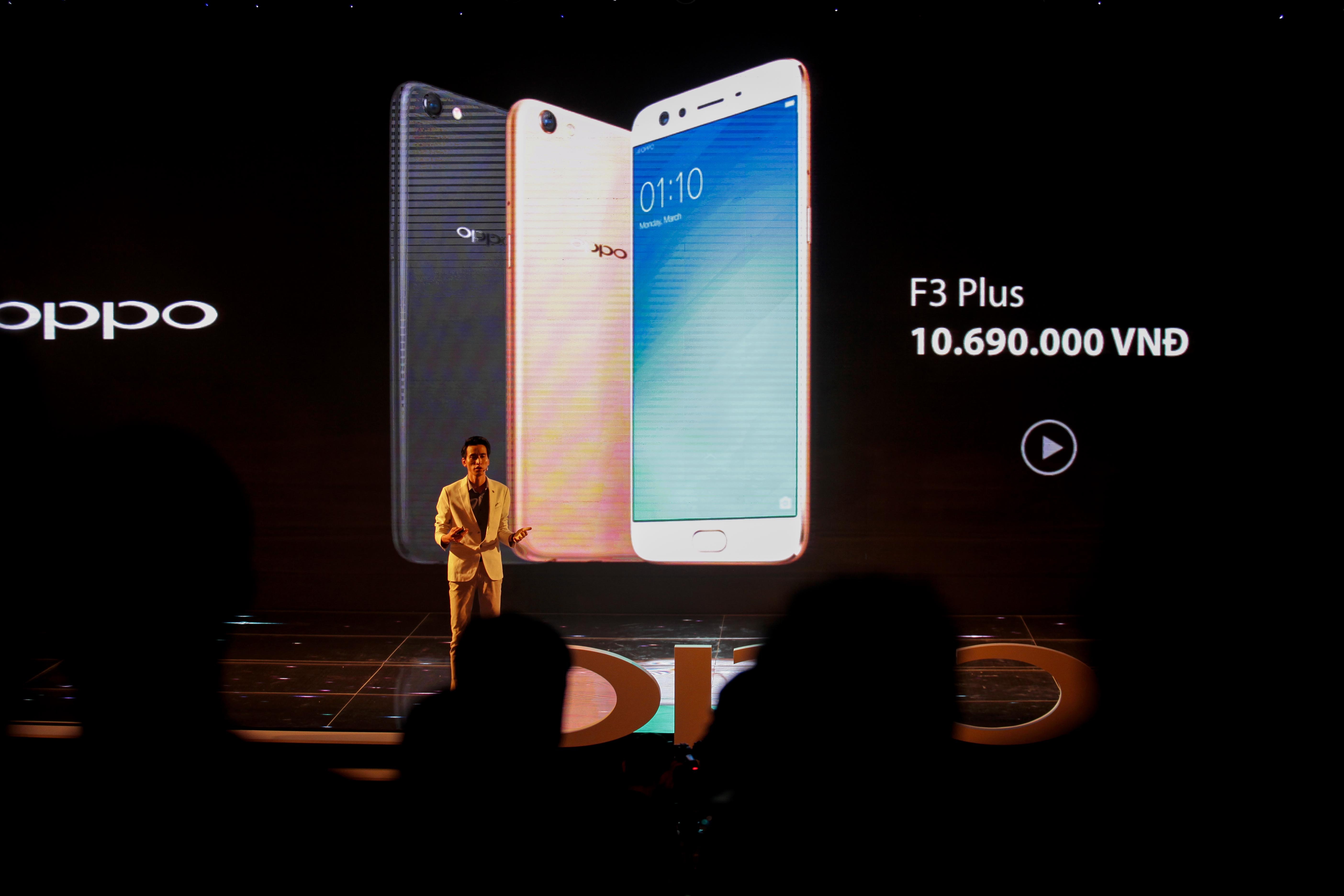 Oppo F3 Plus trinh lang voi gia 10,7 trieu dong hinh anh