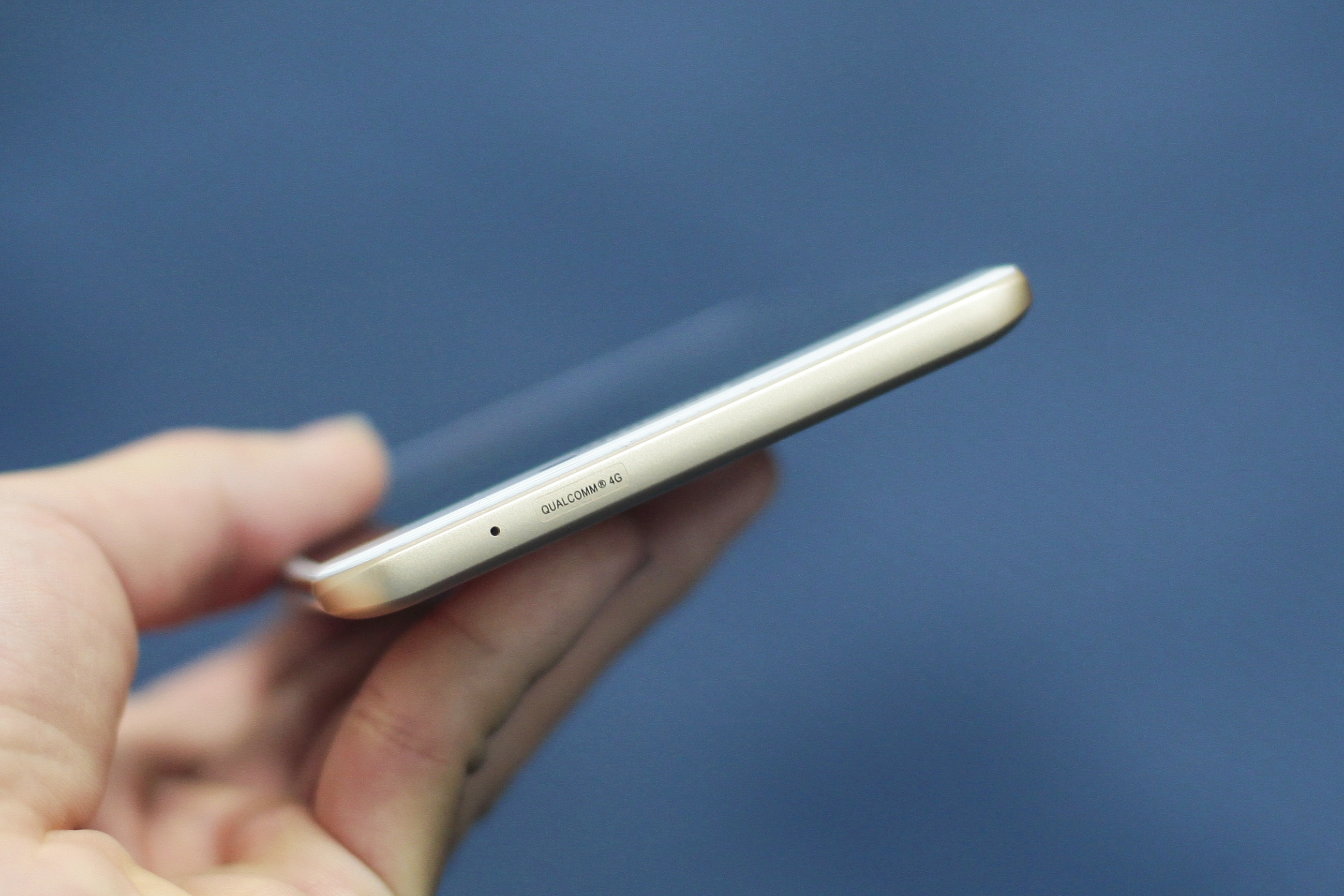 Samsung Galaxy C9 Pro ảnh 9 Samsung Galaxy C9 Pro anh 9