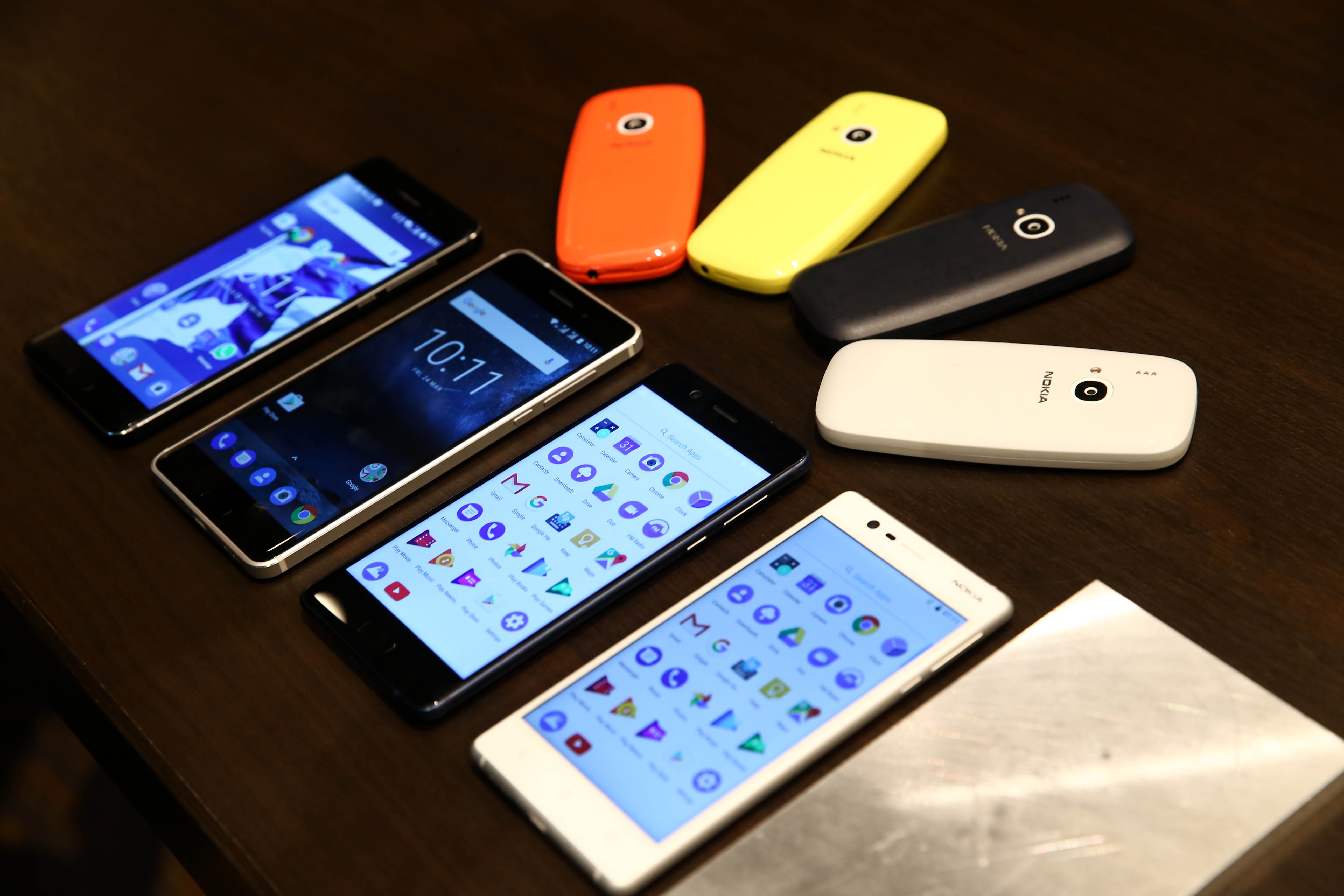 Anh thuc te loat di dong Nokia sap ban tai Viet Nam hinh anh