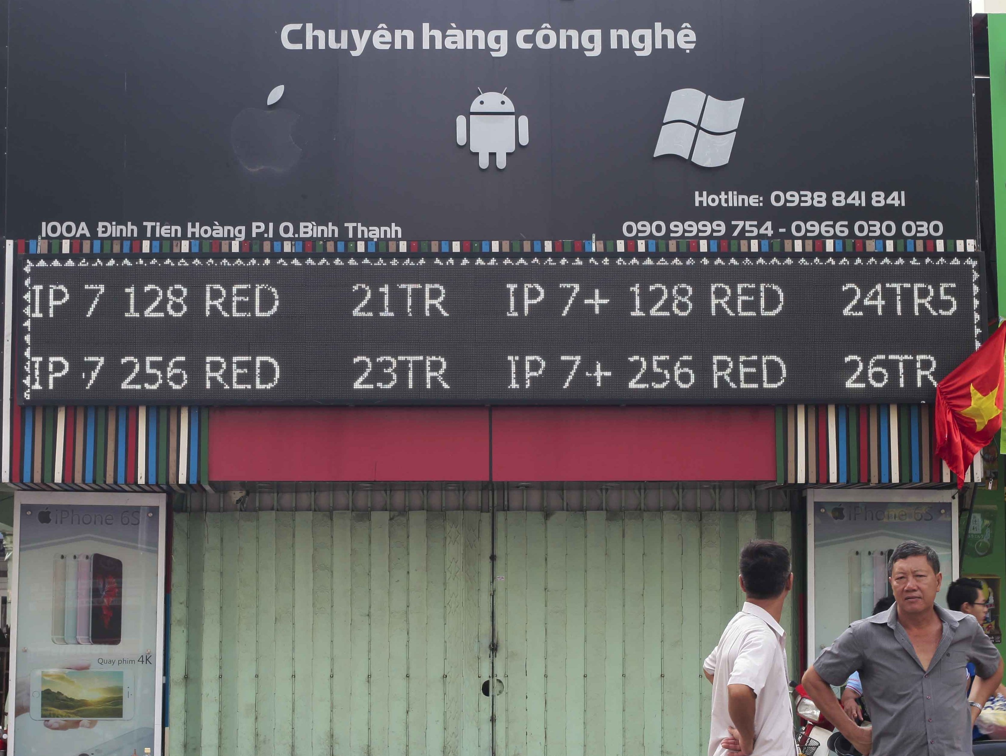 Nhieu cua hang ha logo Apple, tam dung kinh doanh iPhone hinh anh