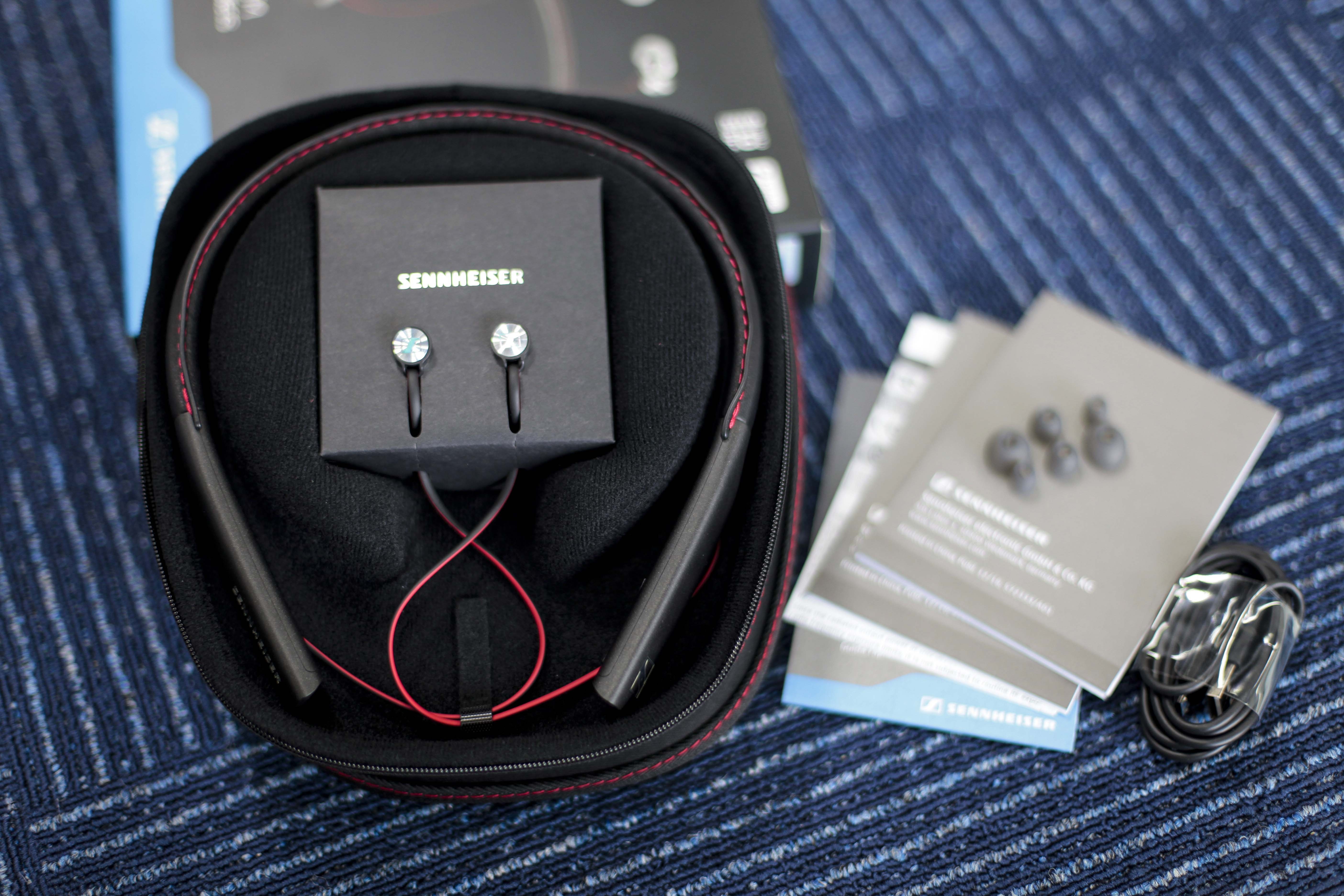 Shennheiser momentum In-Ear Wireless anh 2